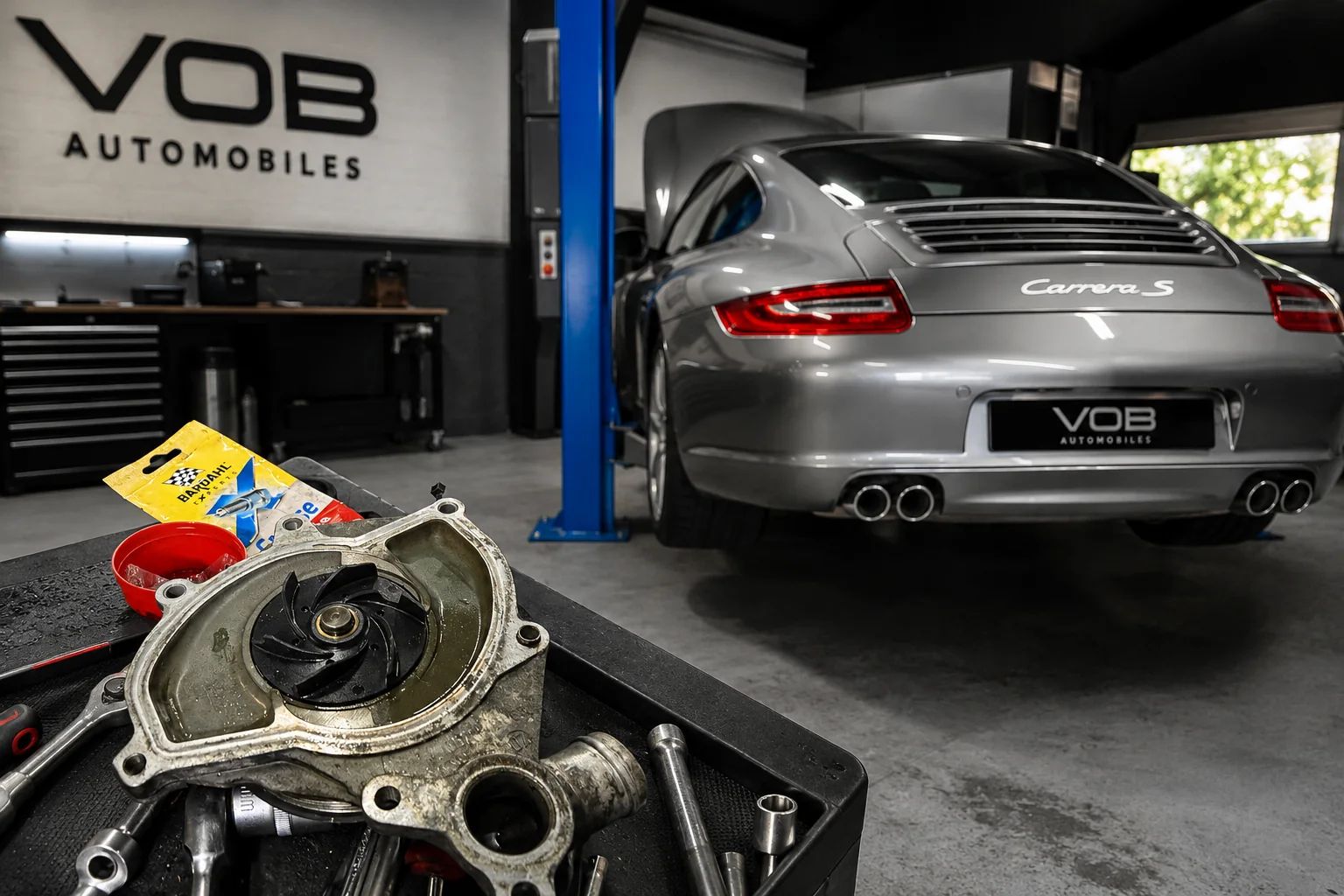 Pompe à eau Porsche — Symptômes, remplacement et conseils | VOB Automobiles