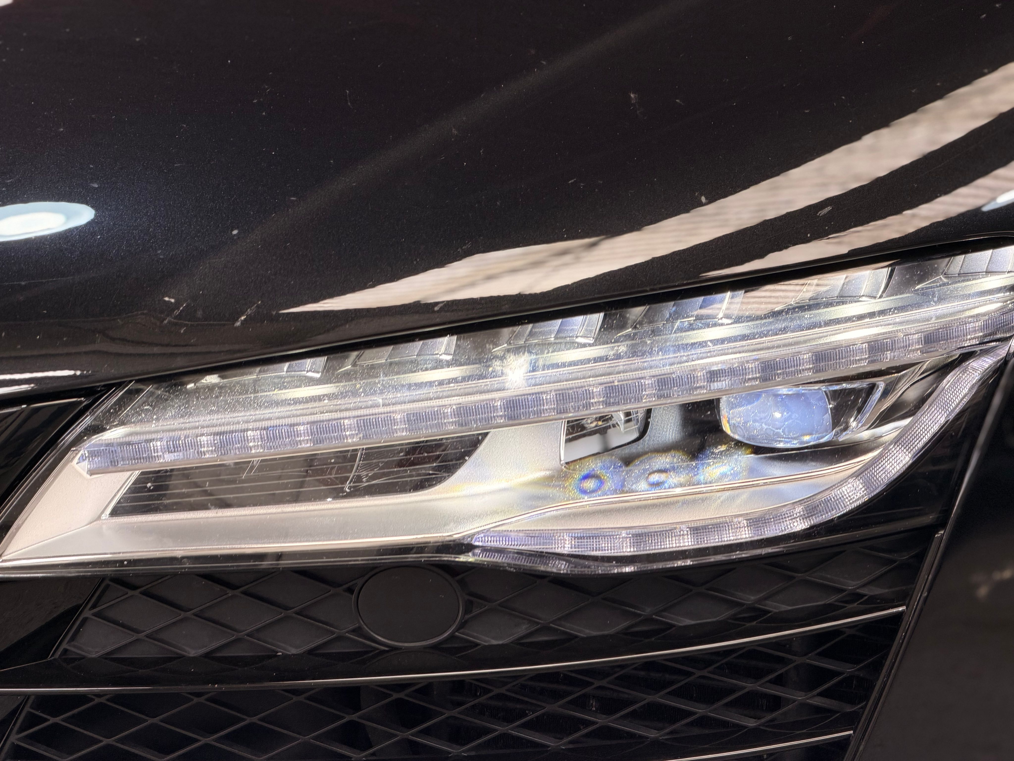 Audi R8 Spyder V10 525CV S TRONIC 2013 — detail (51)