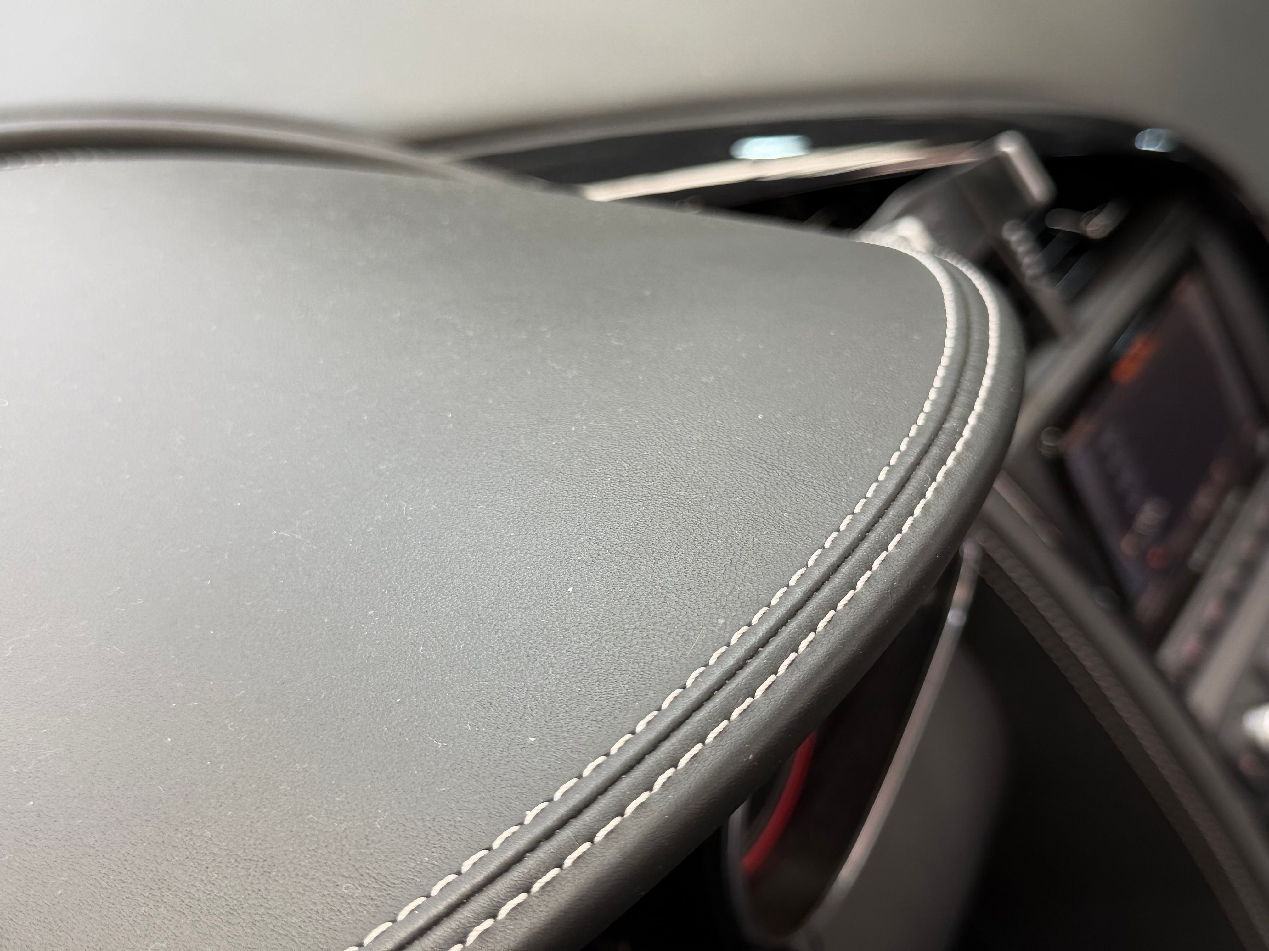Audi R8 Spyder V10 525CV S TRONIC 2013 — detail (61)