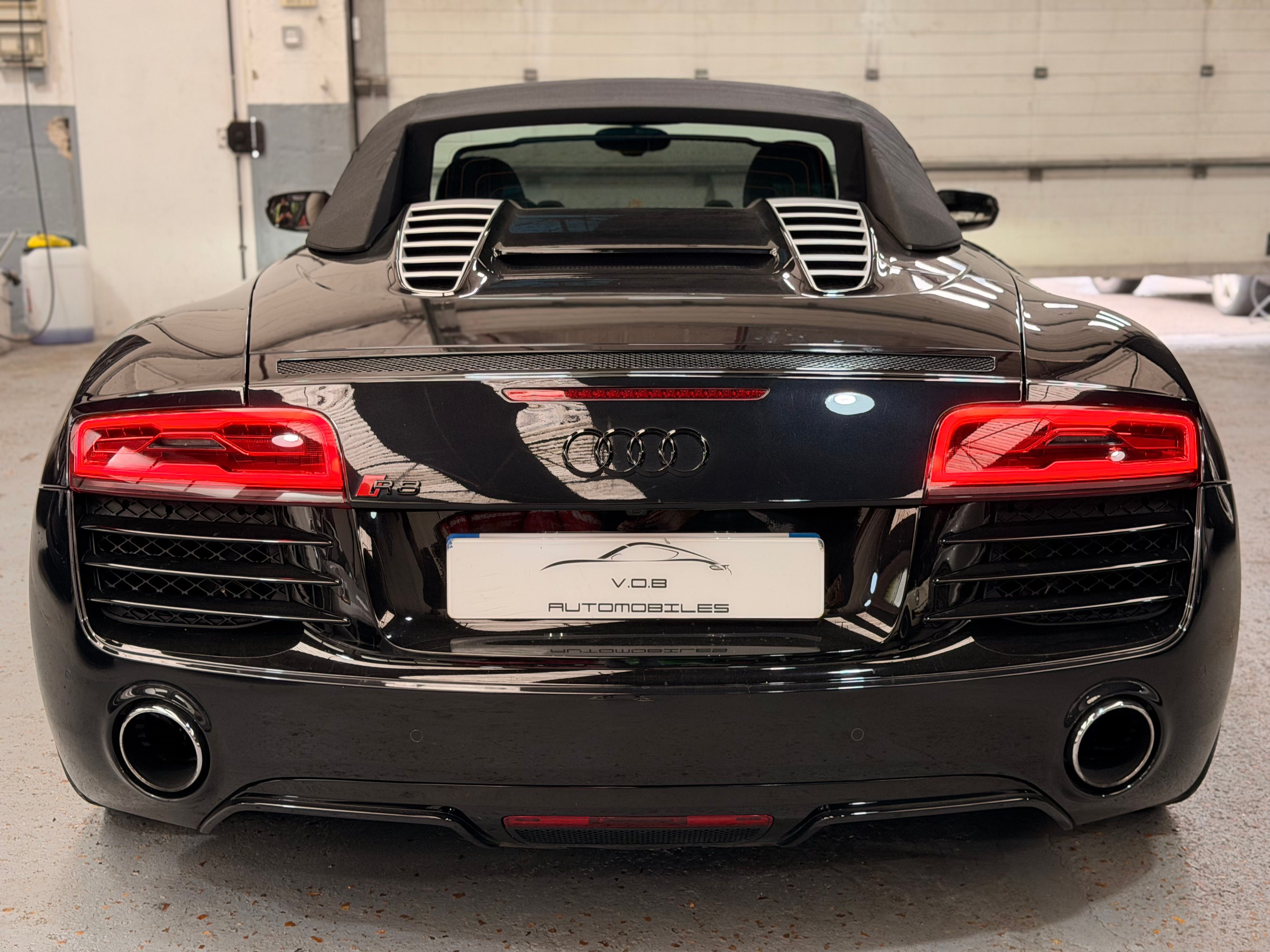 Audi R8 Spyder V10 525CV S TRONIC 2013 — vue arriere (16)