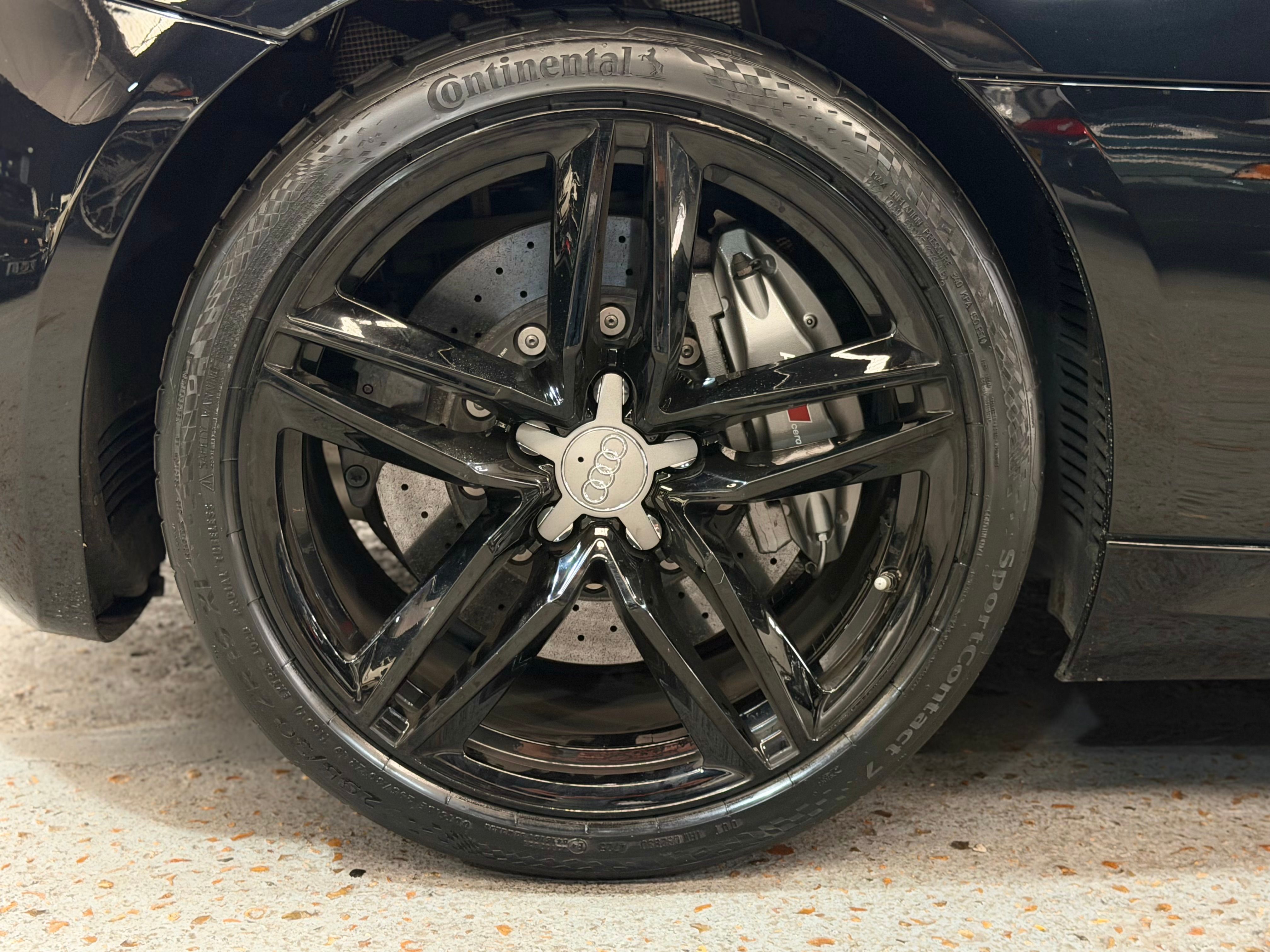 Audi R8 Spyder V10 525CV S TRONIC 2013 — jante et pneumatique (36)