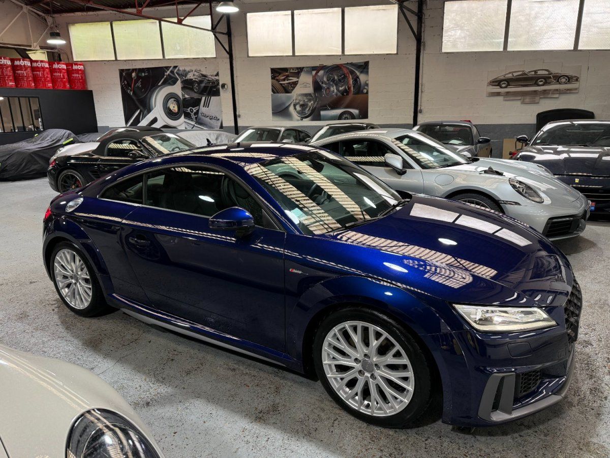 Audi TT III Competition Plus 2022 — vue avant trois-quarts (4)