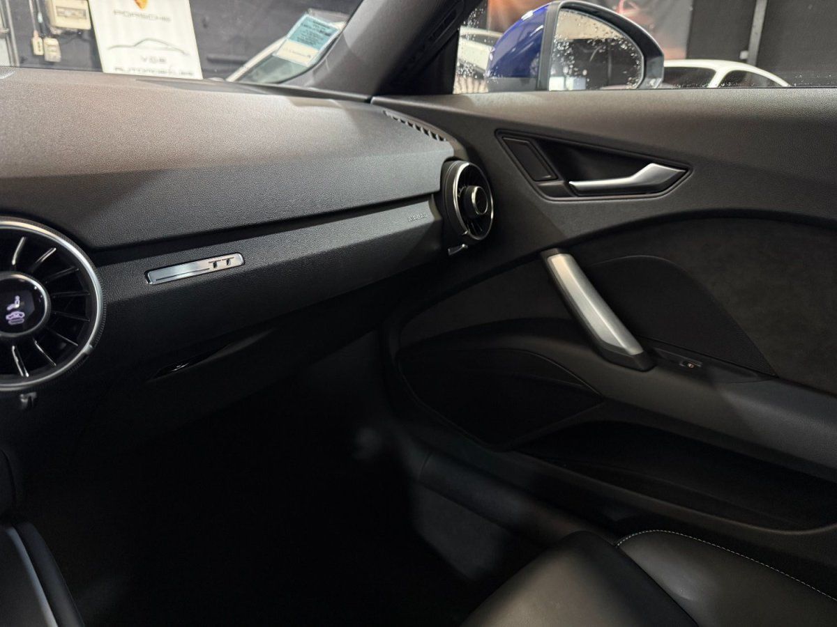 Audi TT III Competition Plus 2022 — tableau de bord (18)