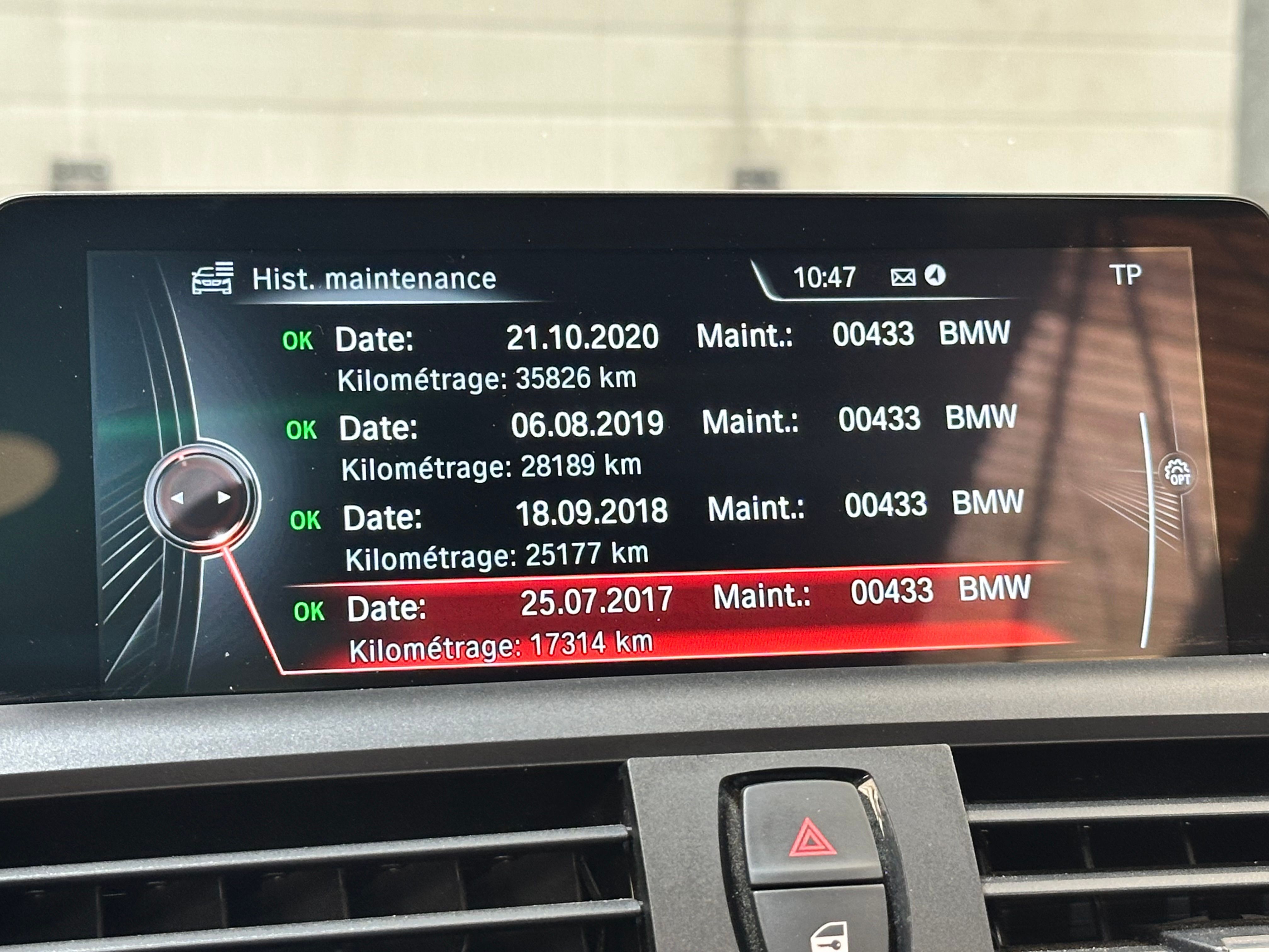 BMW M235i Cabriolet 2015 — tableau de bord (26)