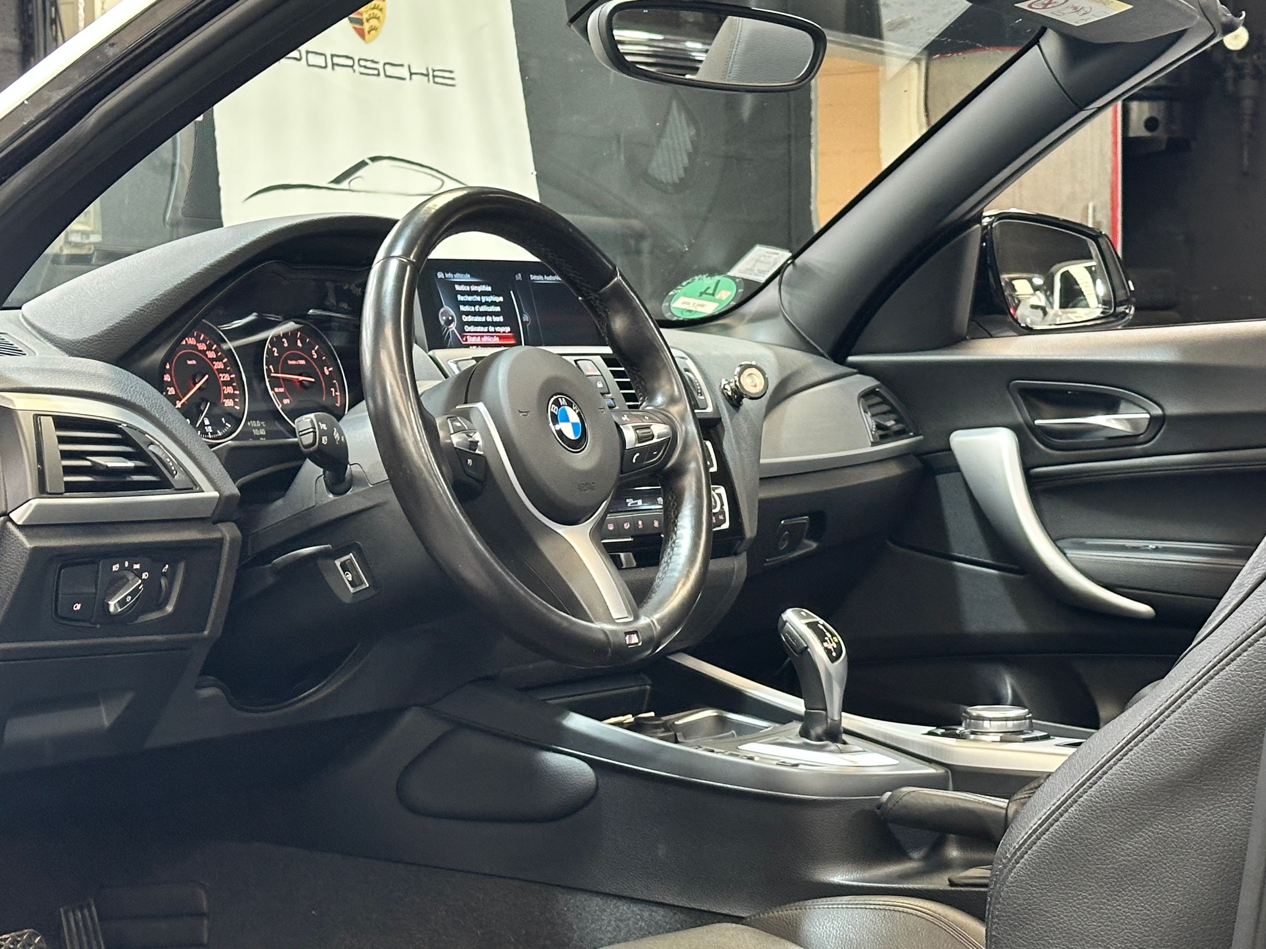 BMW M235i Cabriolet 2015 — tableau de bord (20)