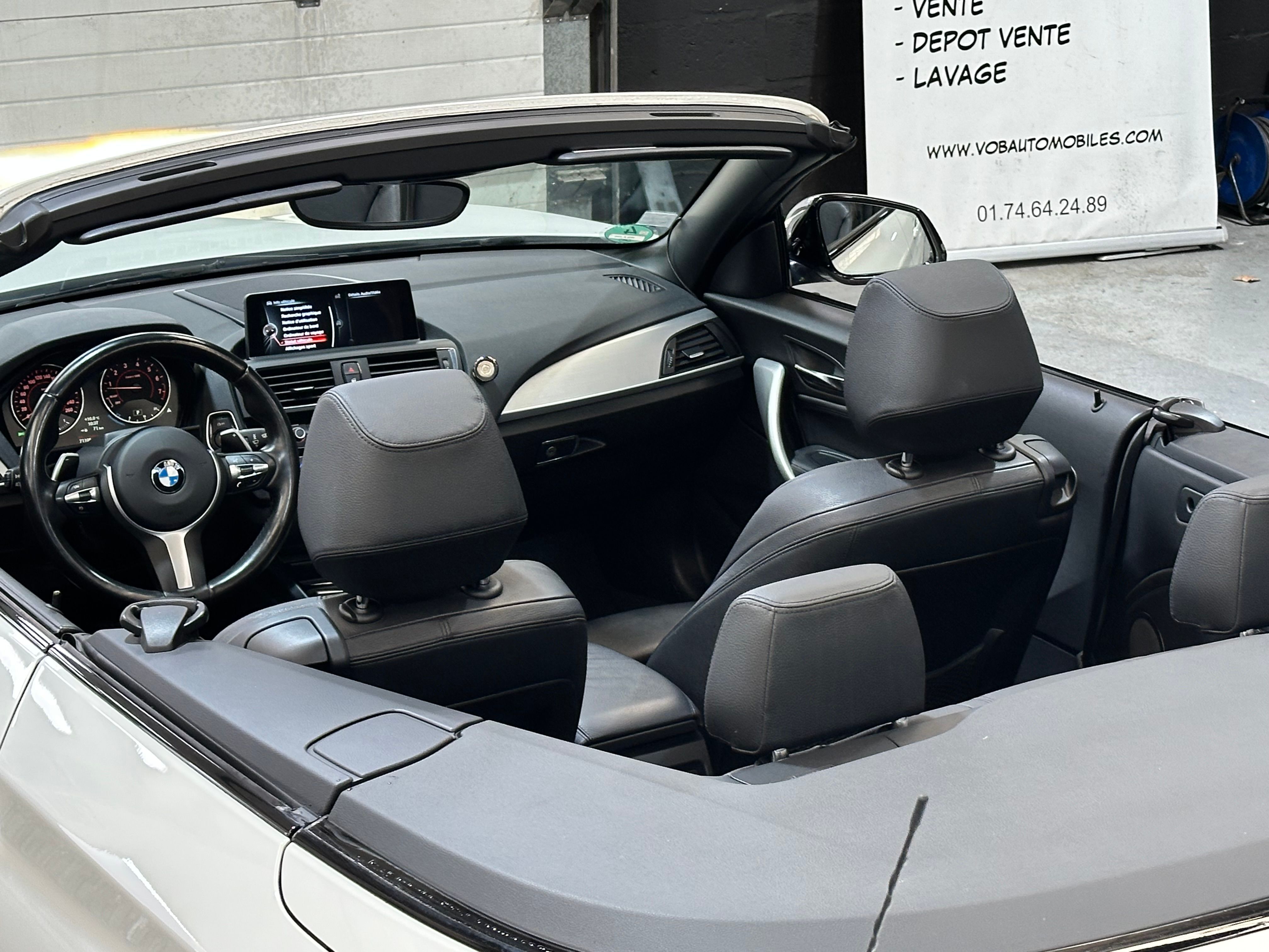BMW M235i Cabriolet 2015 — tableau de bord (24)