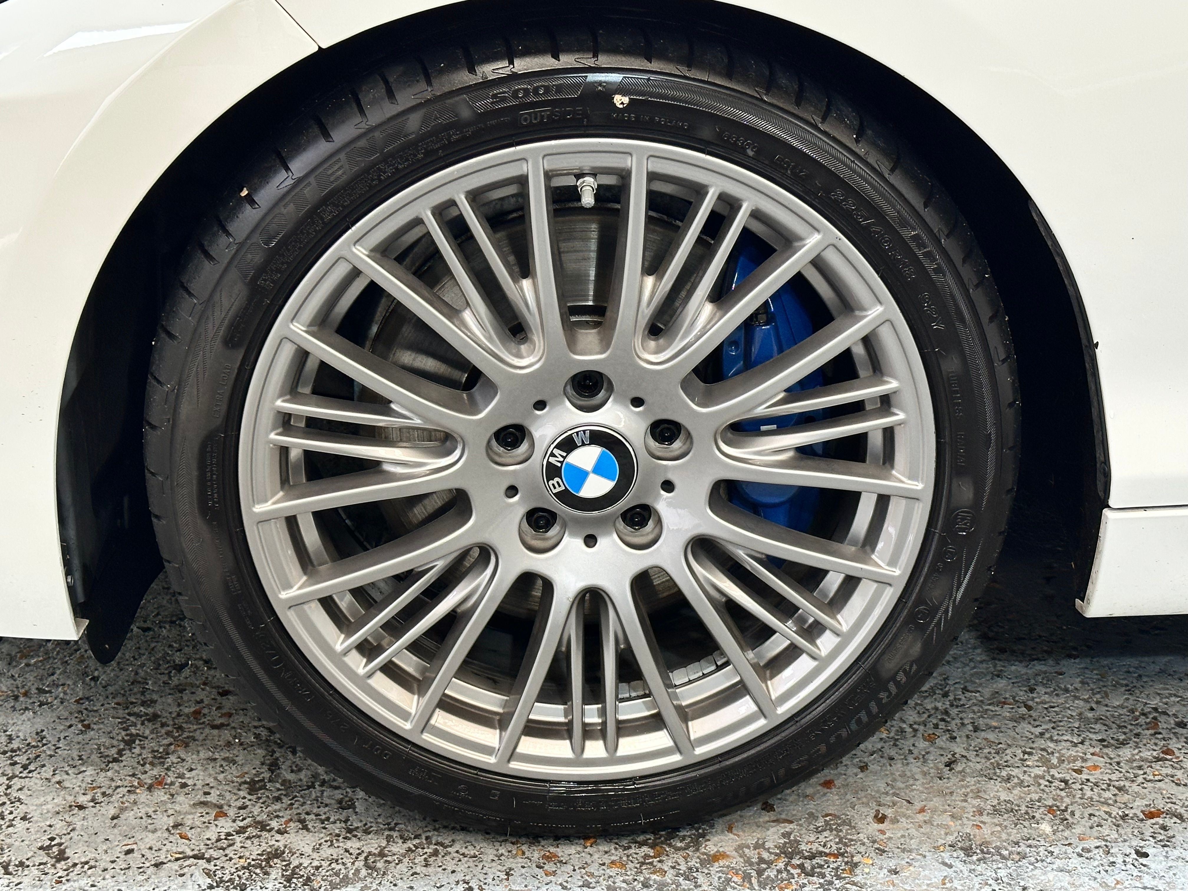 BMW M235i Cabriolet 2015 — jante et pneumatique (40)