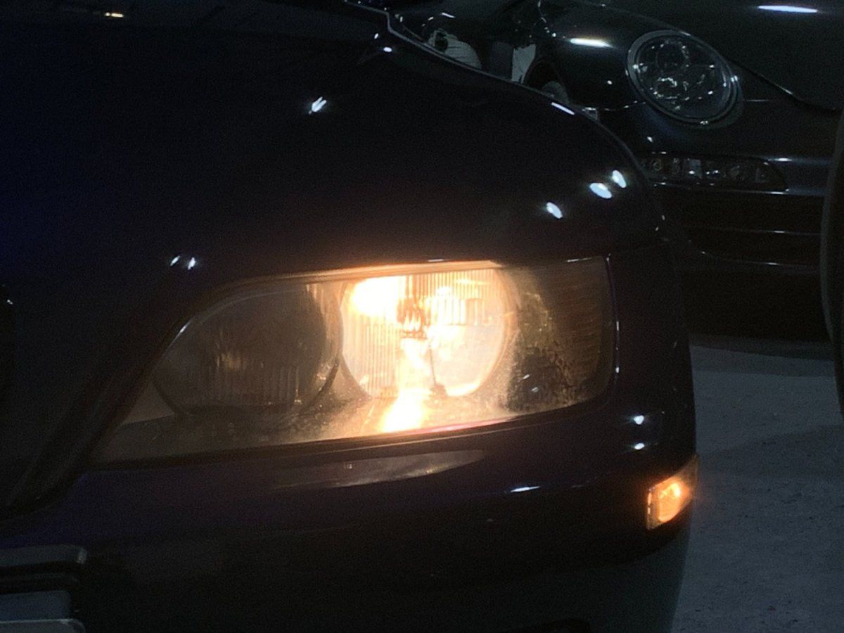 BMW Z3 Roadster 2000 — detail avant (19)