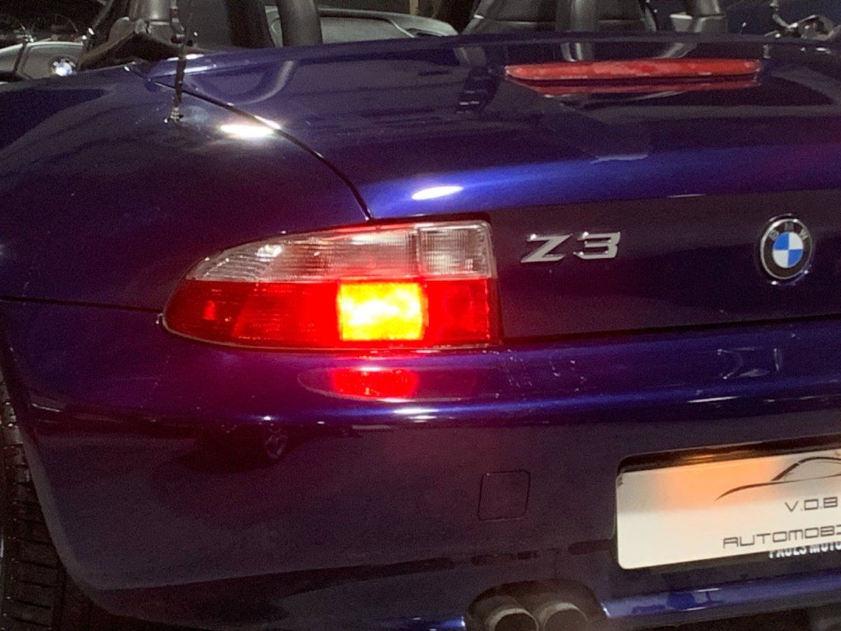 BMW Z3 Roadster 2000 — detail arriere (20)