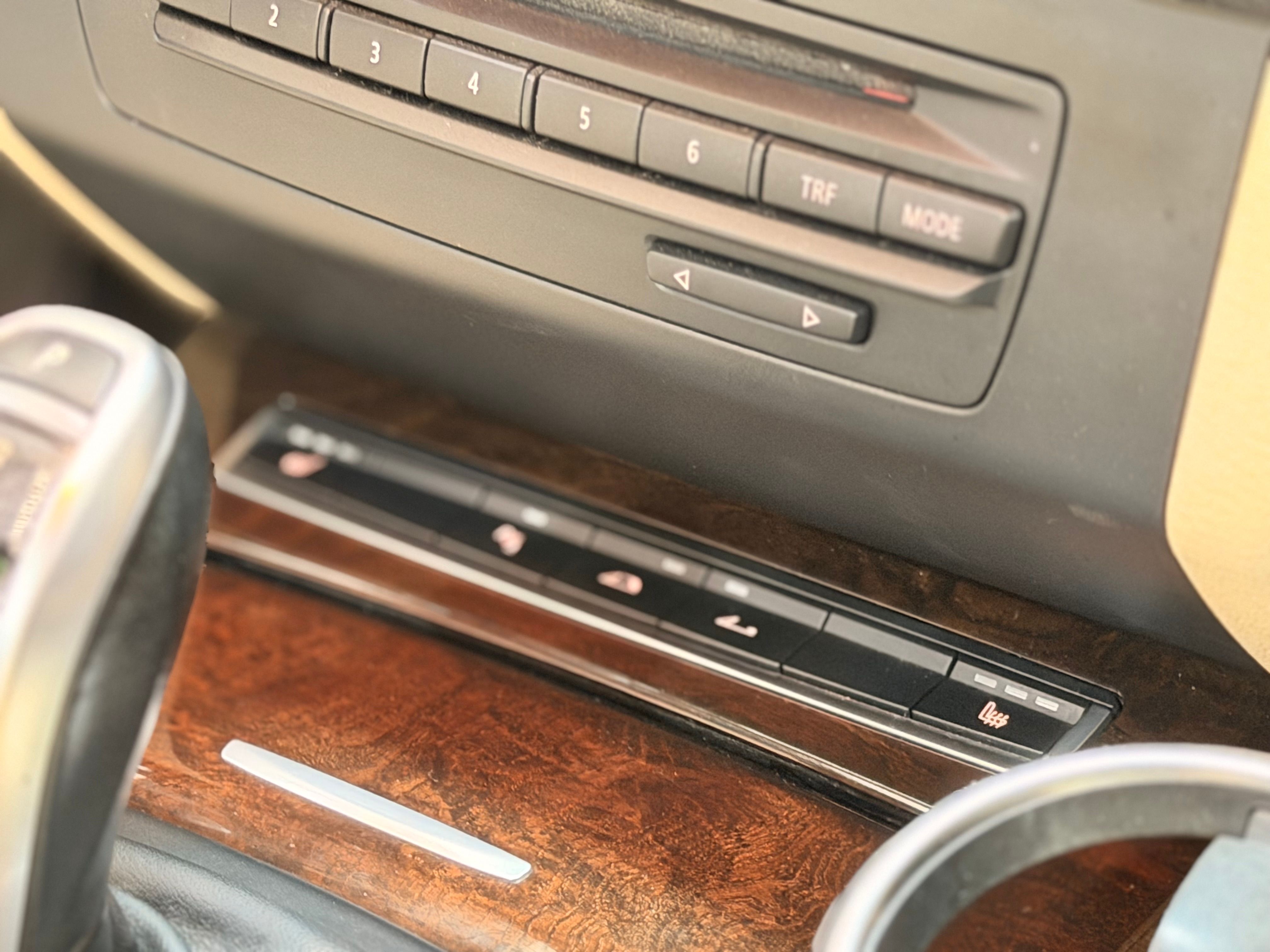 BMW Z4 SDRIVE 35i 306cv DKG 2011 — photo (10)