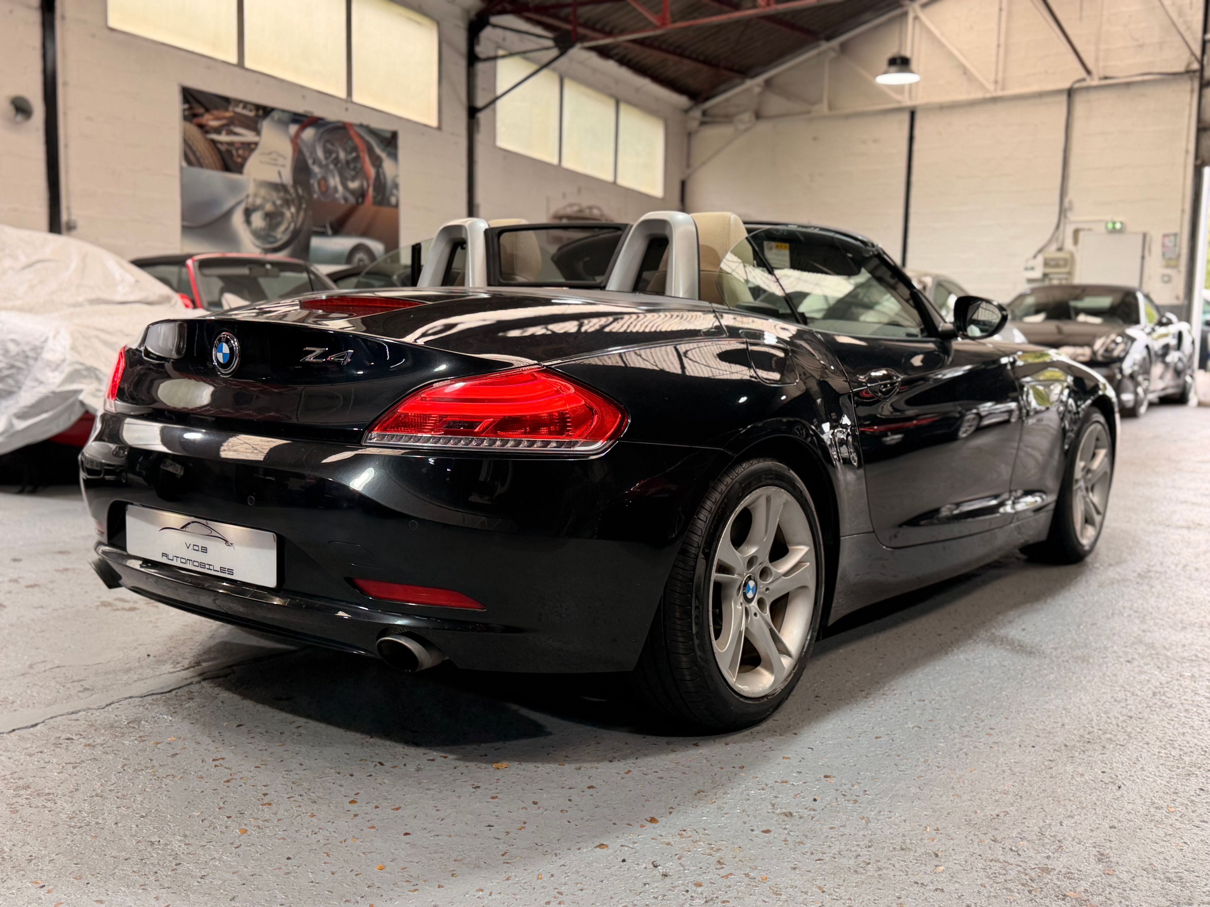 BMW Z4 SDRIVE 35i 306cv DKG 2011 — photo (16)