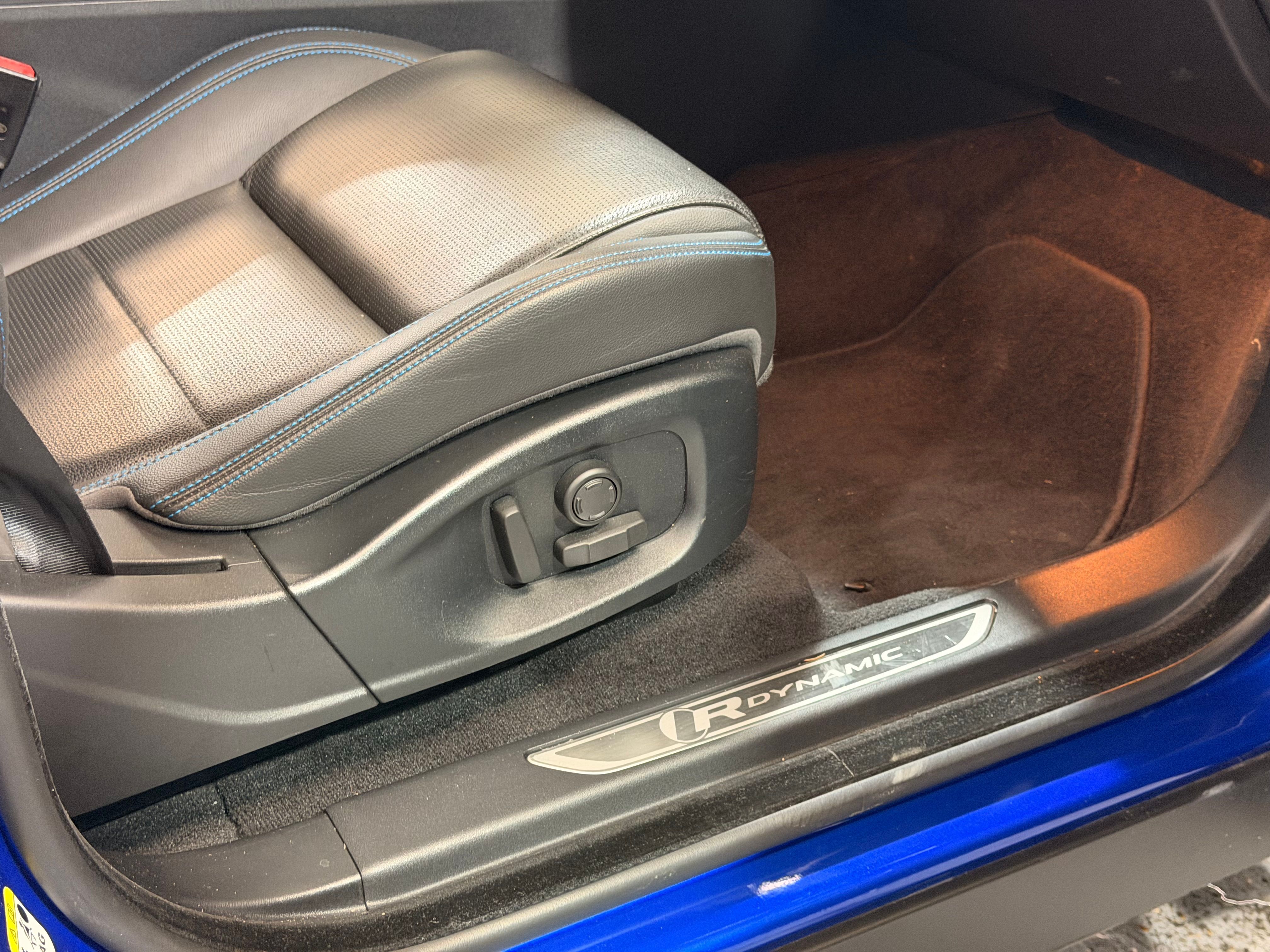 Jaguar E-Pace R-Dynamic 2018 — sieges (26)