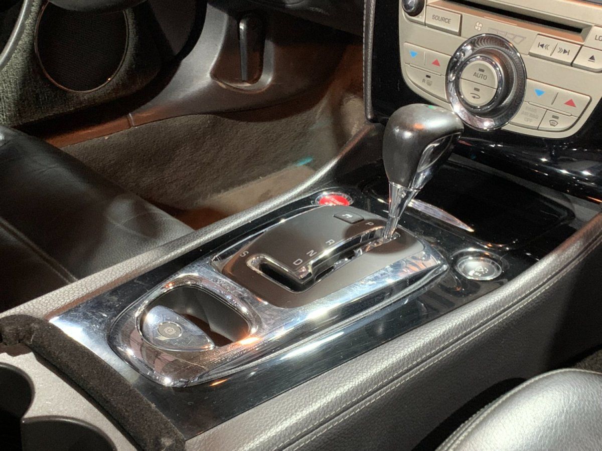 Jaguar XKR Cabriolet 4.2 416cv Superbe etat . 2008 — detail interieur (40)
