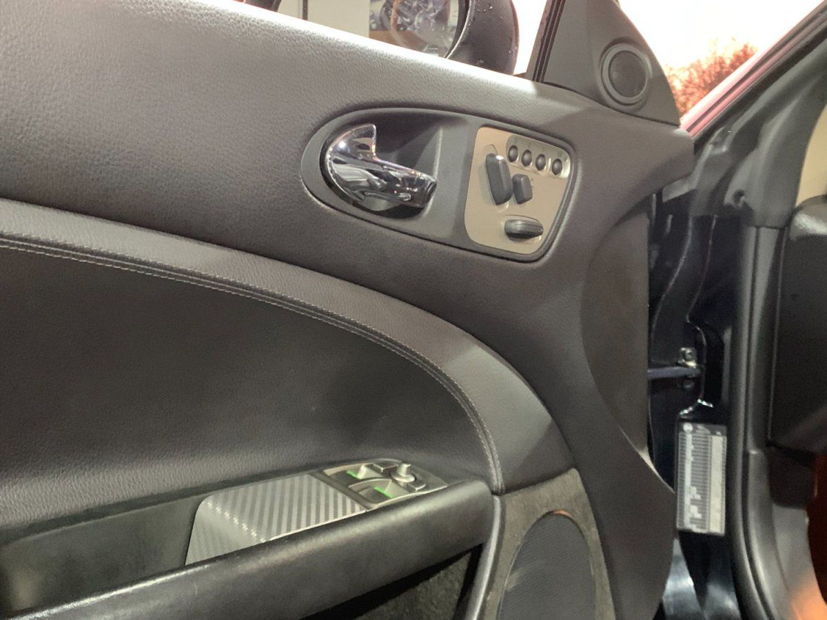 Jaguar XKR Cabriolet 4.2 416cv Superbe etat . 2008 — detail interieur (42)