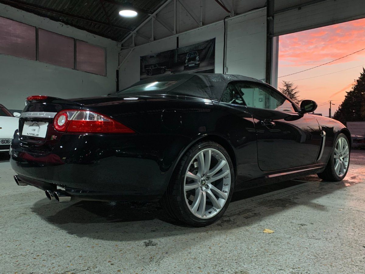 Jaguar XKR Cabriolet 4.2 416cv Superbe etat . 2008 — vue arriere trois-quarts (13)