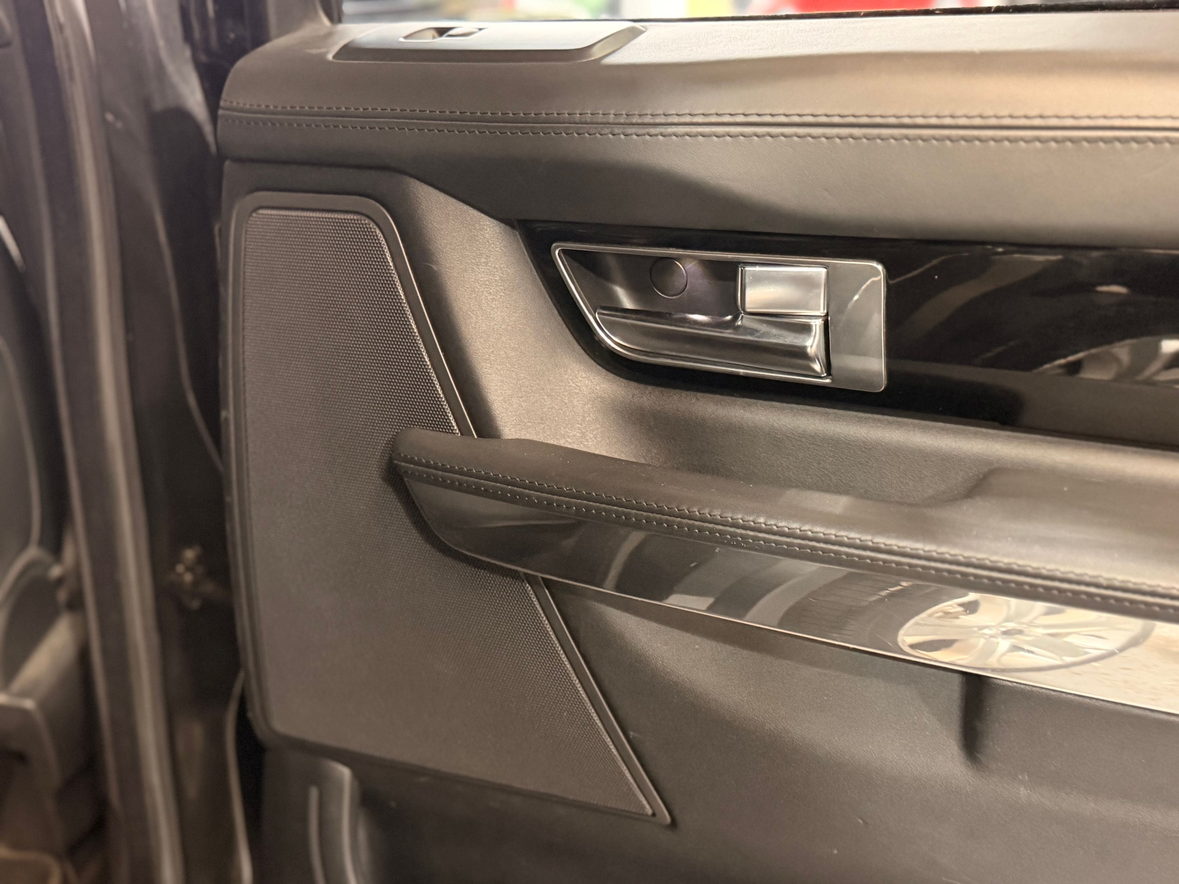Land Rover Range Rover Sport Supercharged 5.0 510cv Suivi 2013 — photo (11)