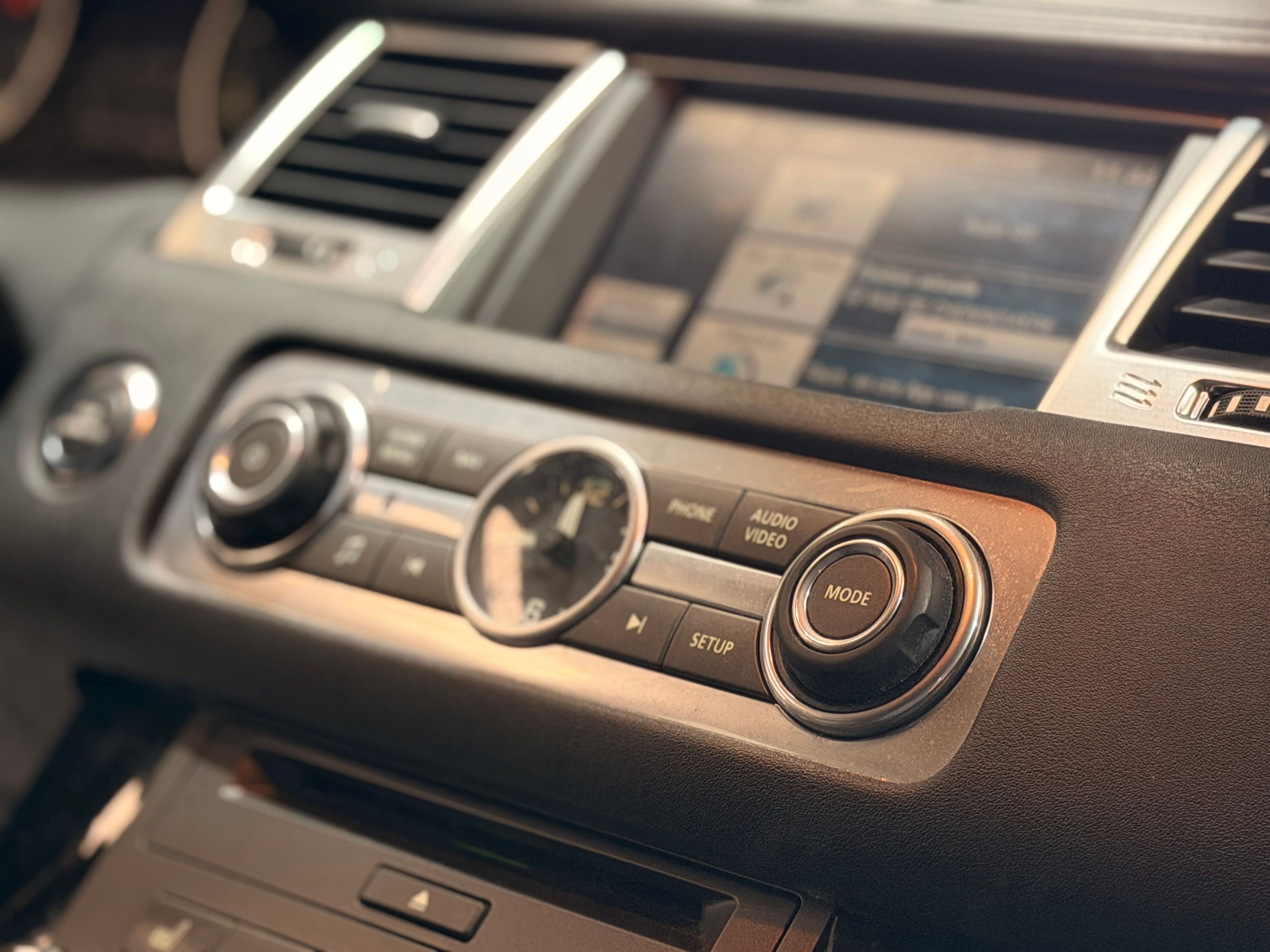 Land Rover Range Rover Sport Supercharged 5.0 510cv Suivi 2013 — photo (33)