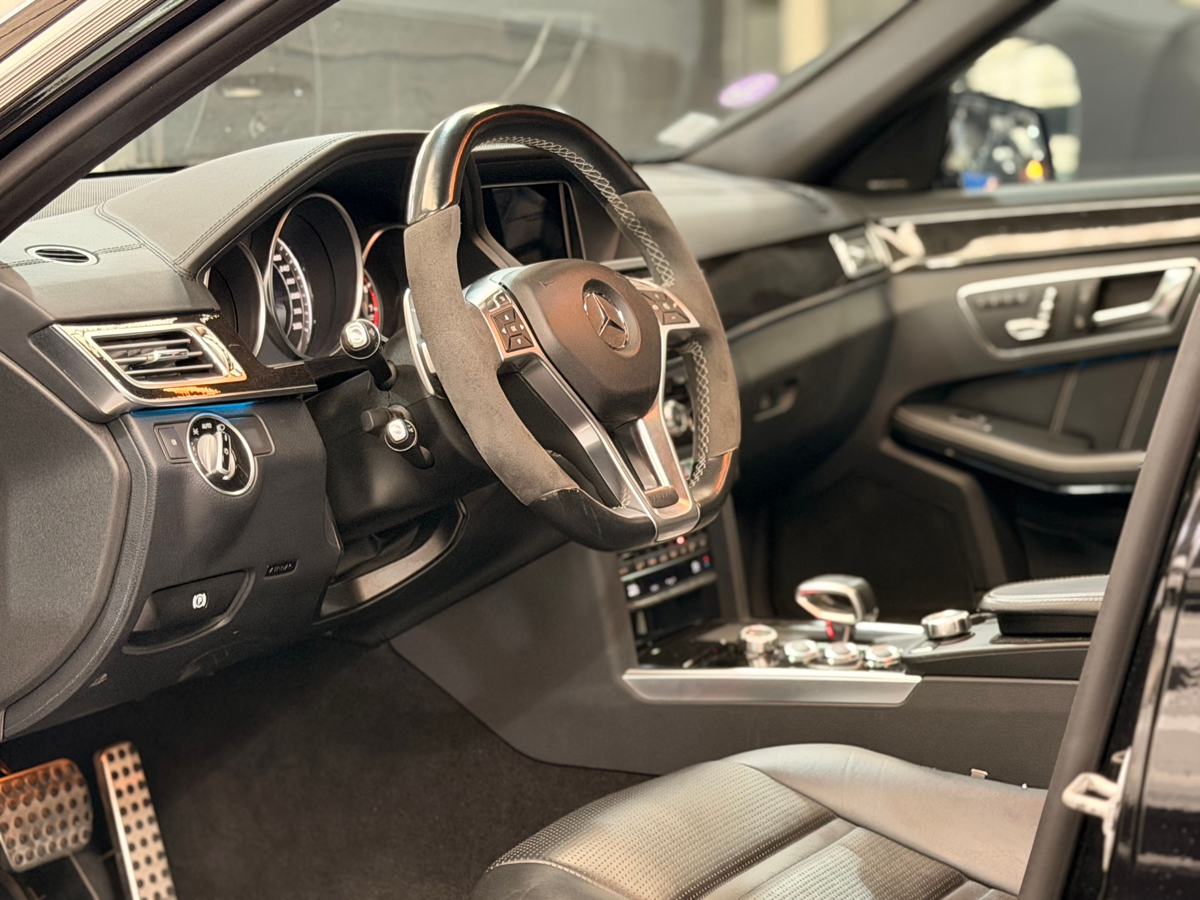 Mercedes Classe E 63 AMG Break 2014 — photo (27)