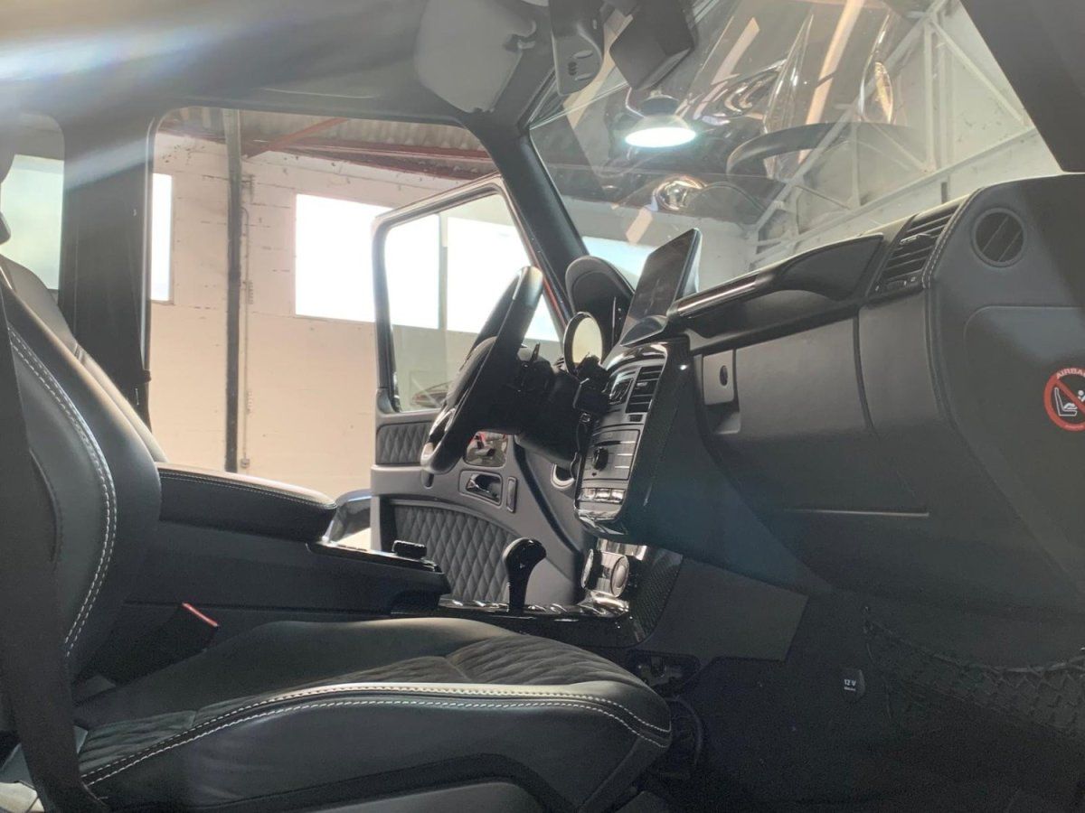 Mercedes G500 4x4² AMG 2018 — habitacle (28)