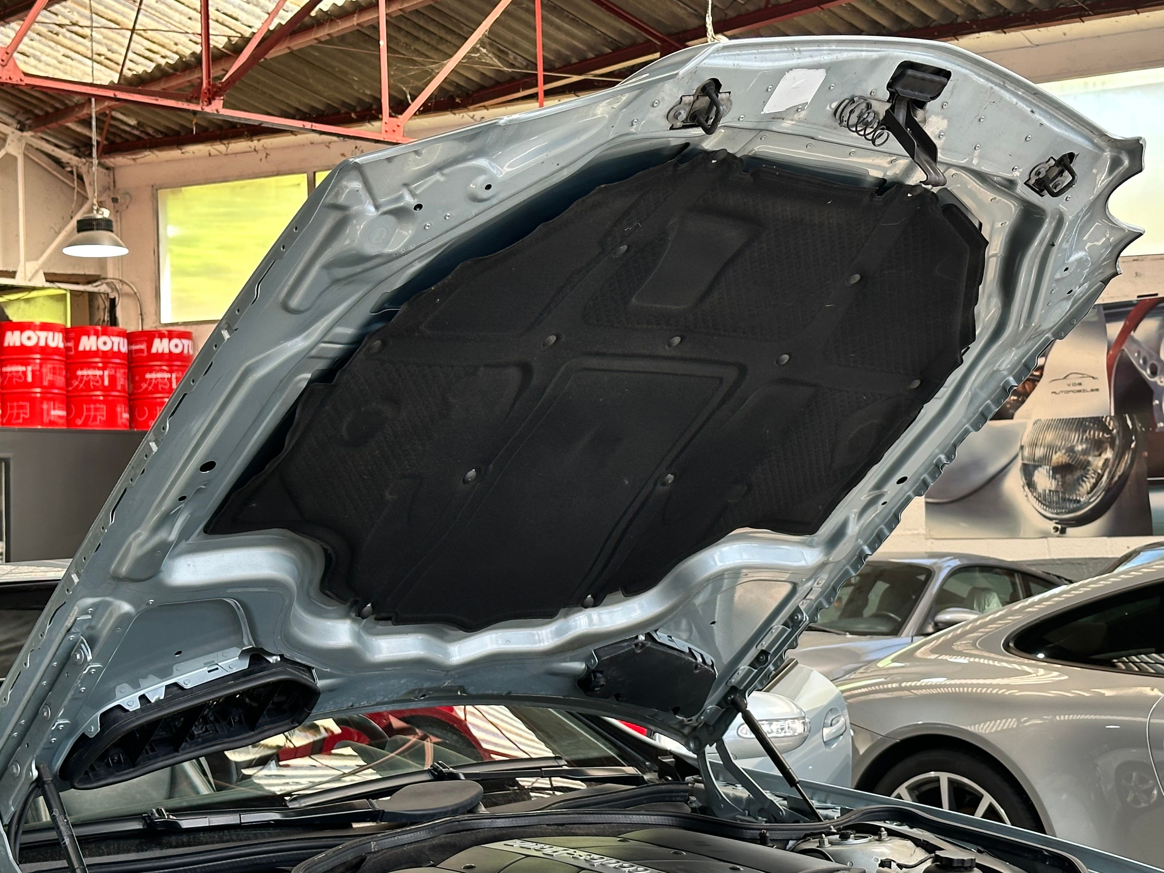 Mercedes SL 2002 — compartiment moteur (33)