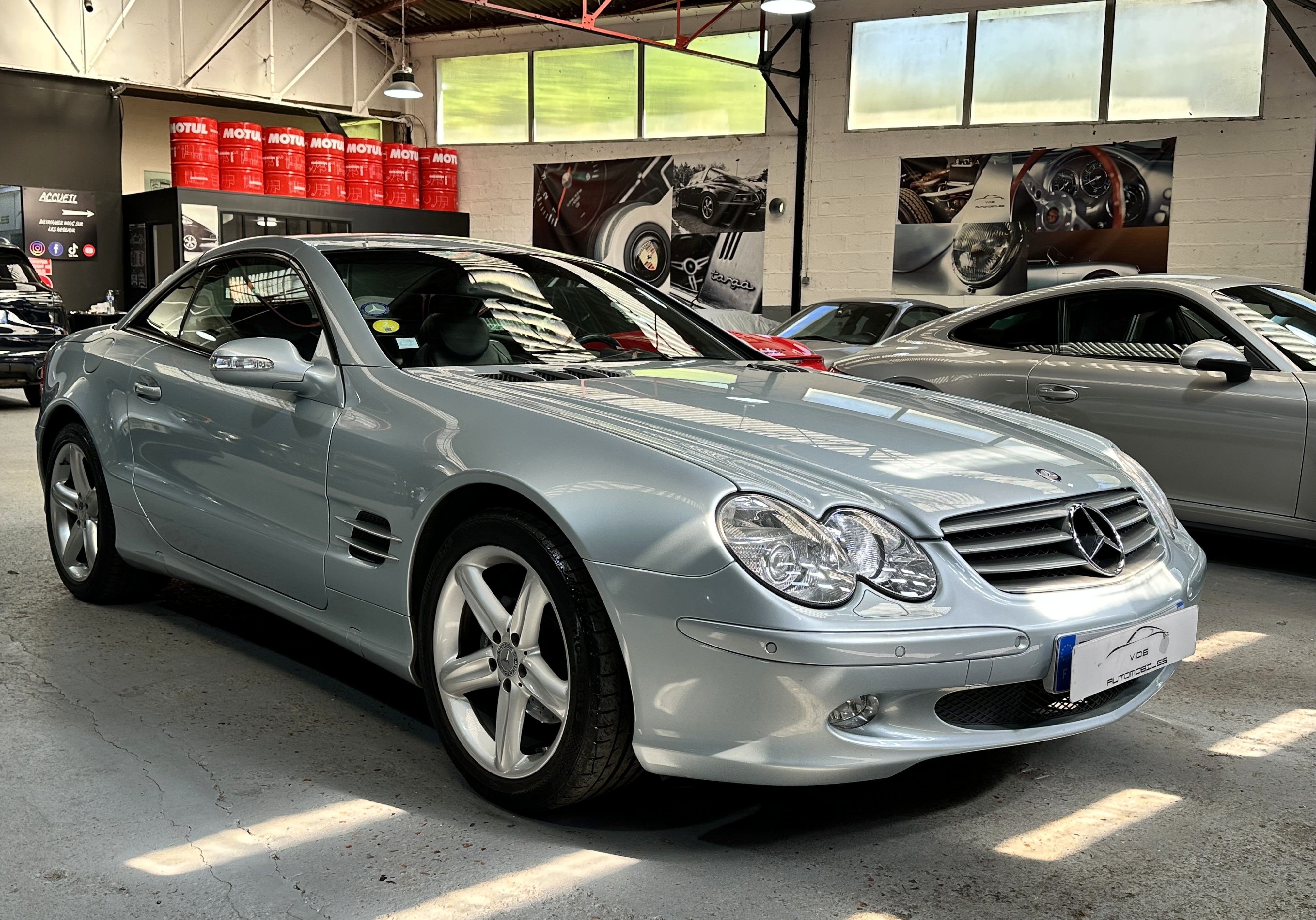 Mercedes SL 2002 — vue avant trois-quarts (2)