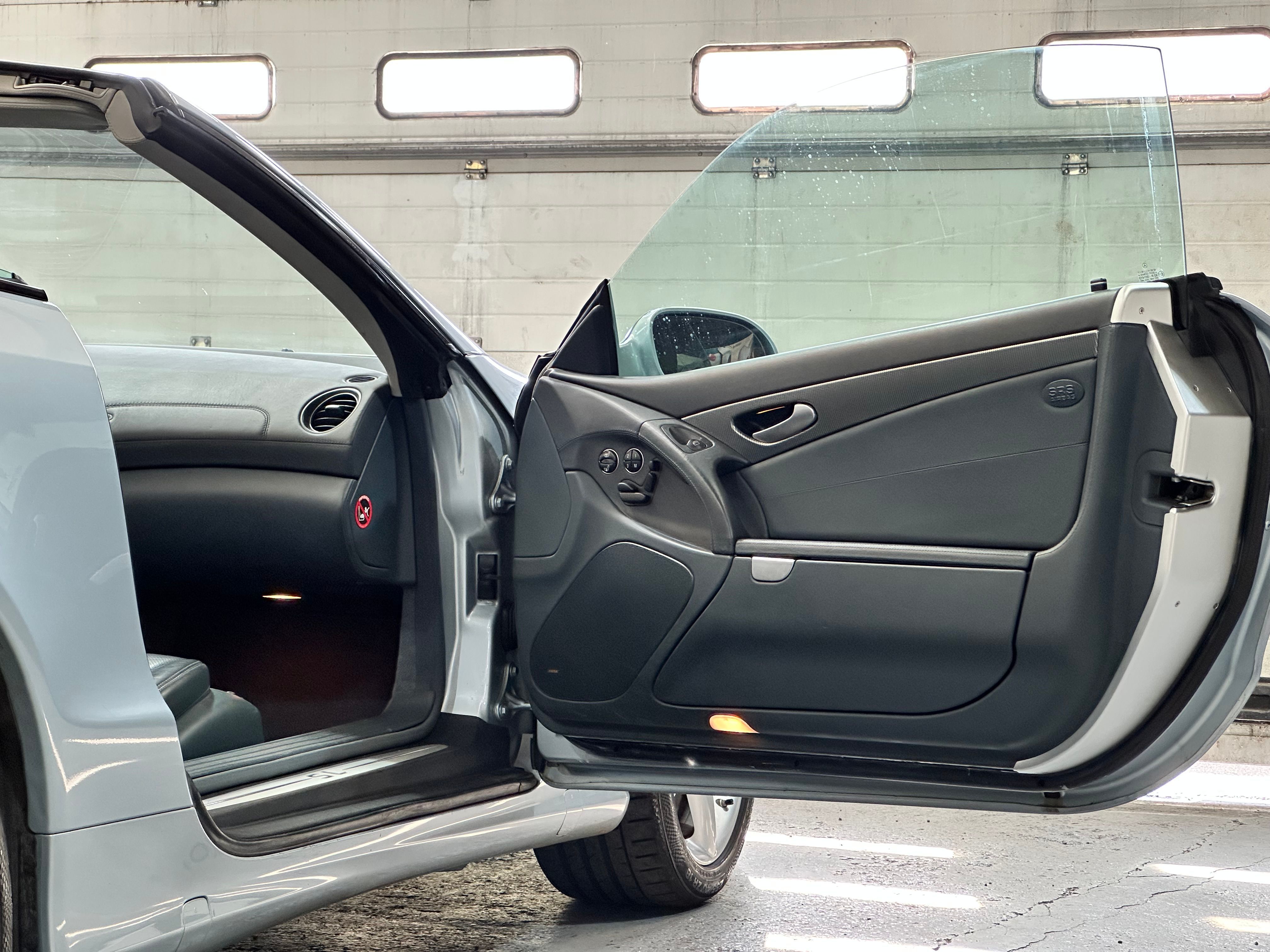 Mercedes SL 2002 — profil lateral (9)