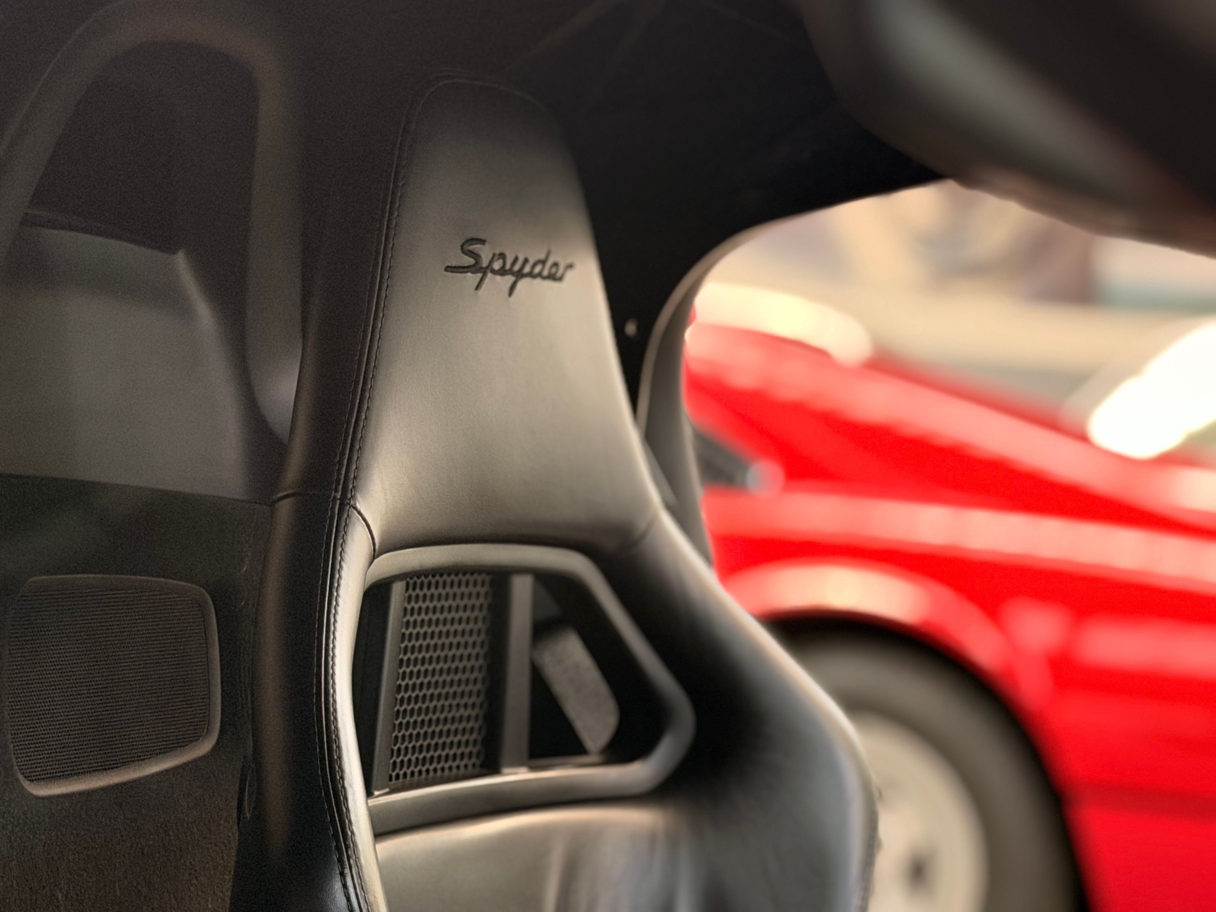 Porsche 718 Boxster Spyder 2019 — sieges (25)