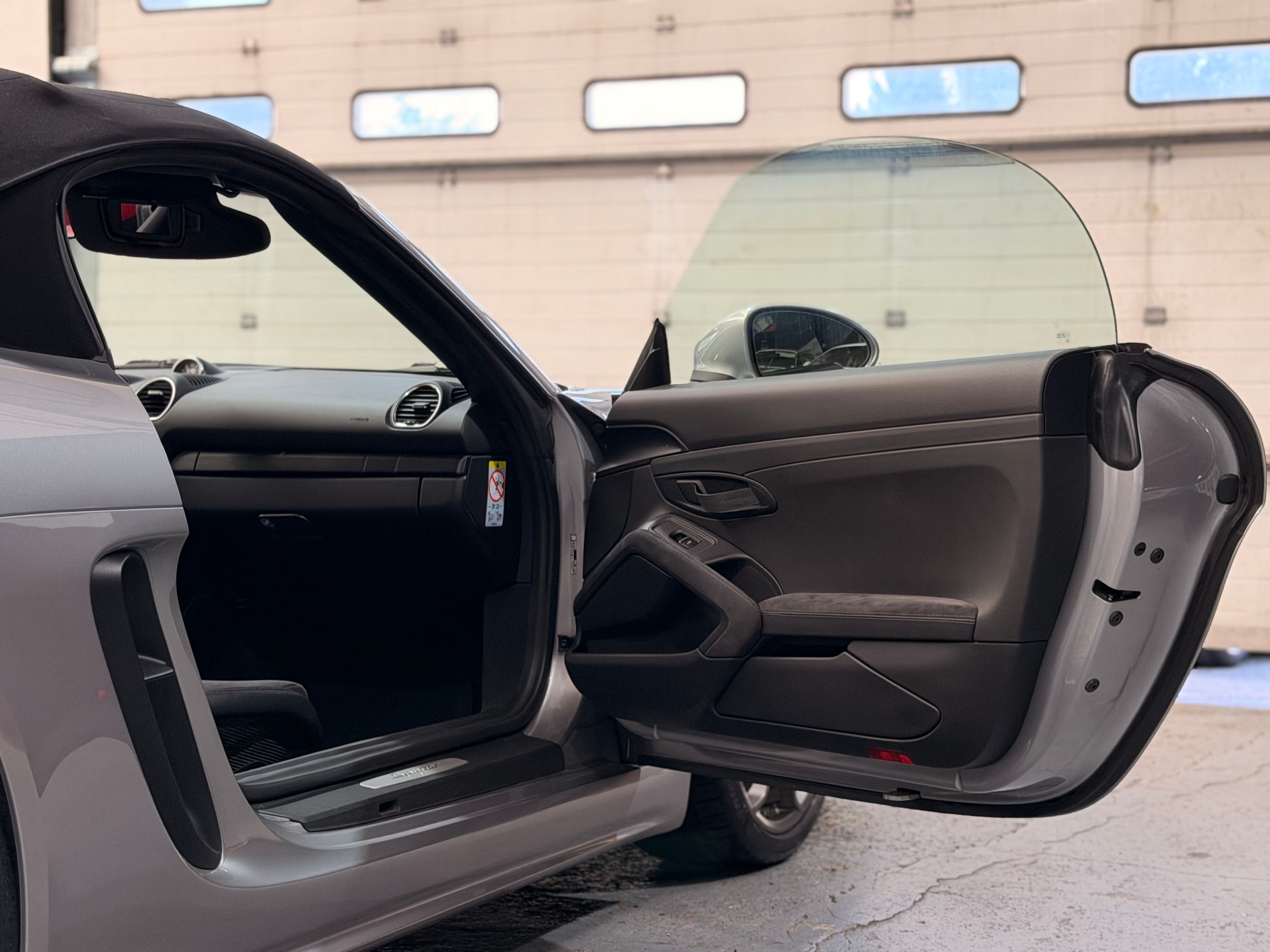 Porsche 718 Boxster Spyder 2019 — profil lateral (9)
