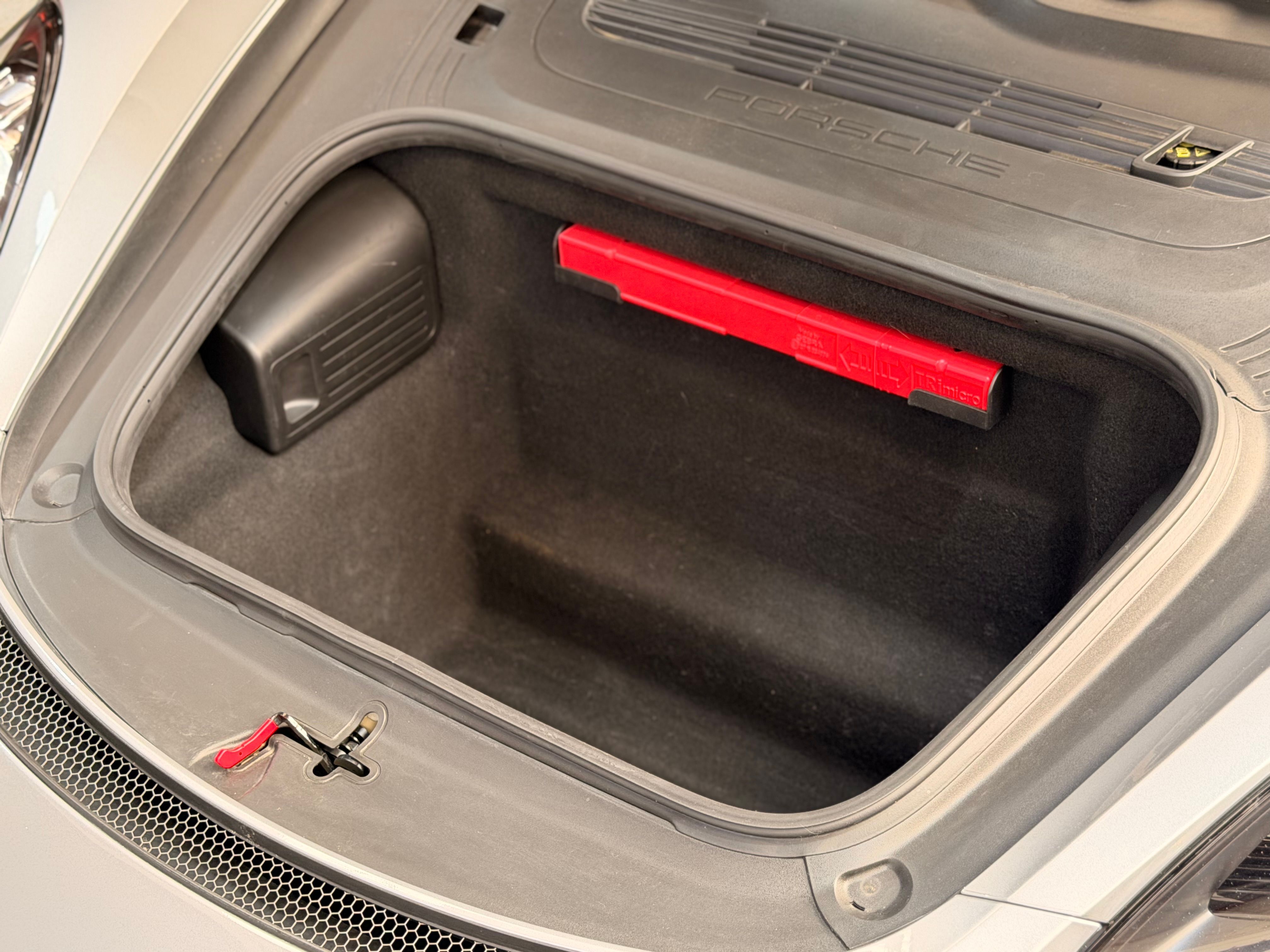 Porsche 718 Boxster Spyder 2019 — coffre (28)