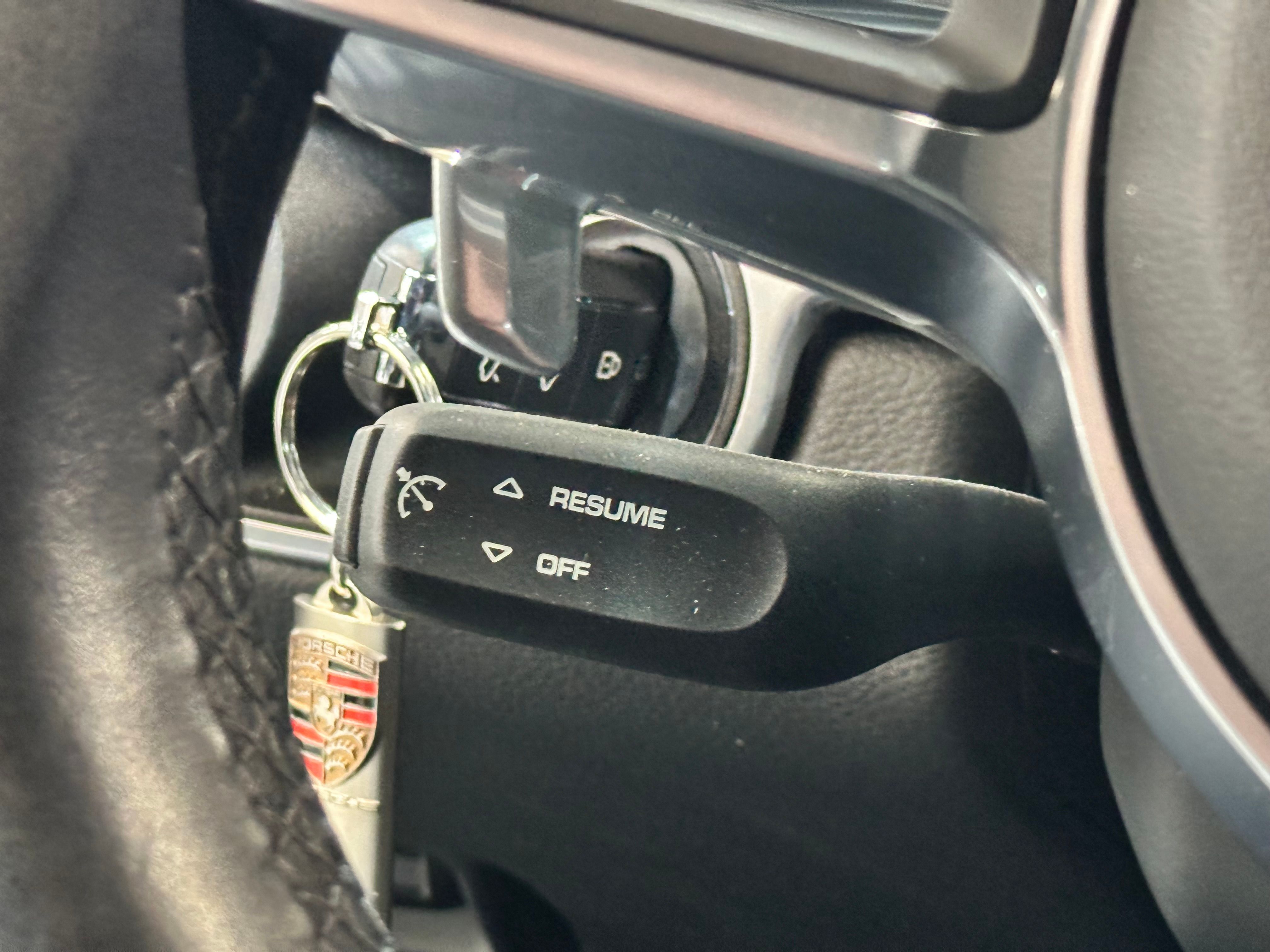 Porsche 718 Cayman 2020 — detail (47)