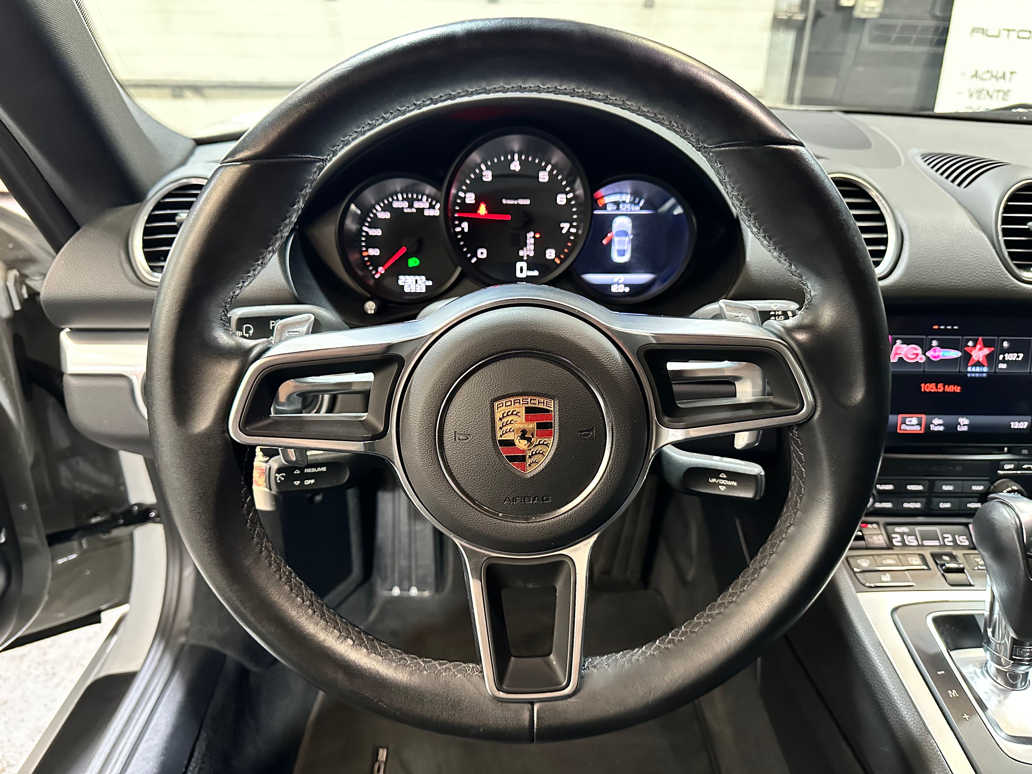 Porsche 718 Cayman 2020 — tableau de bord (20)