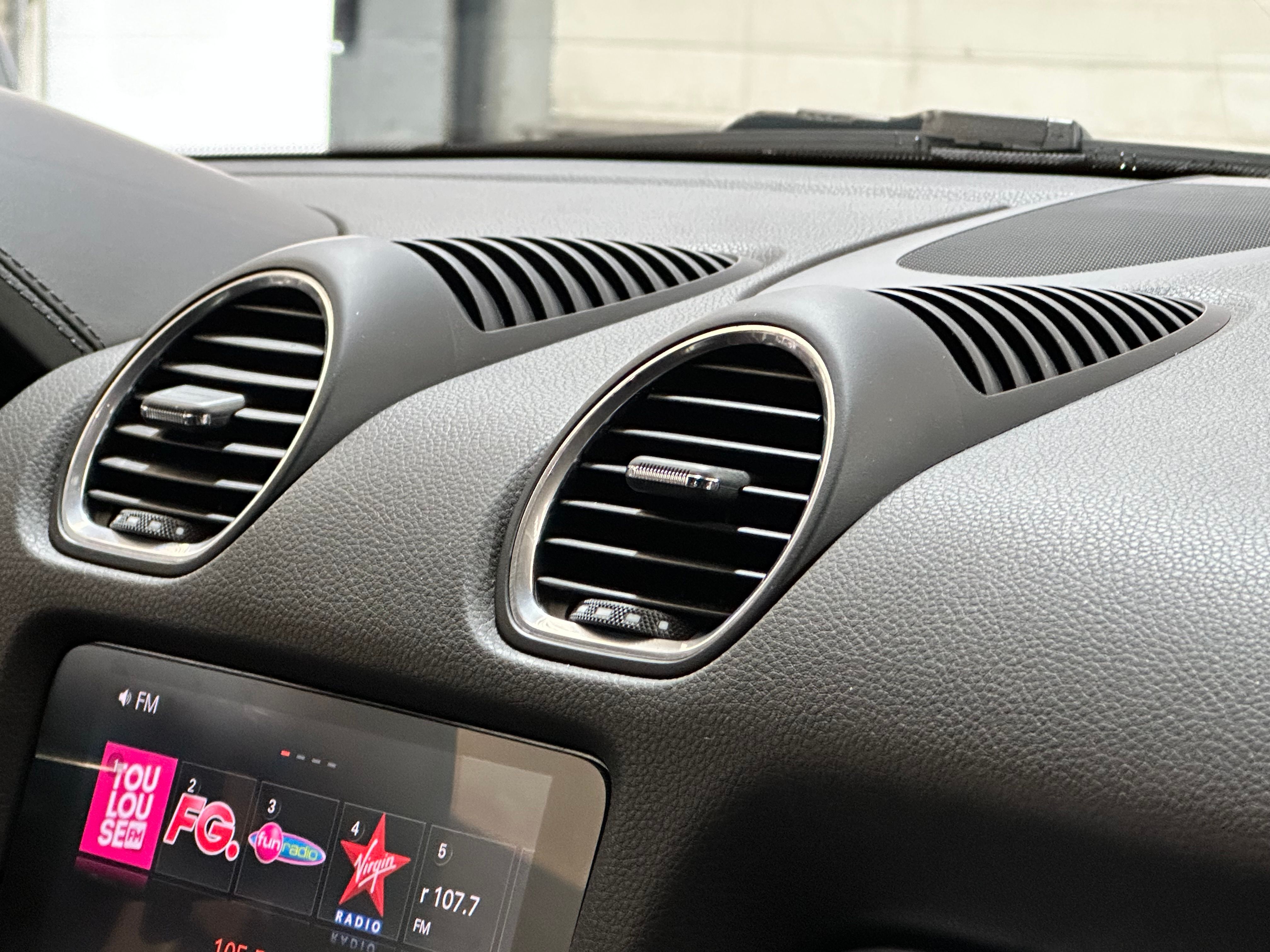 Porsche 718 Cayman 2020 — tableau de bord (25)