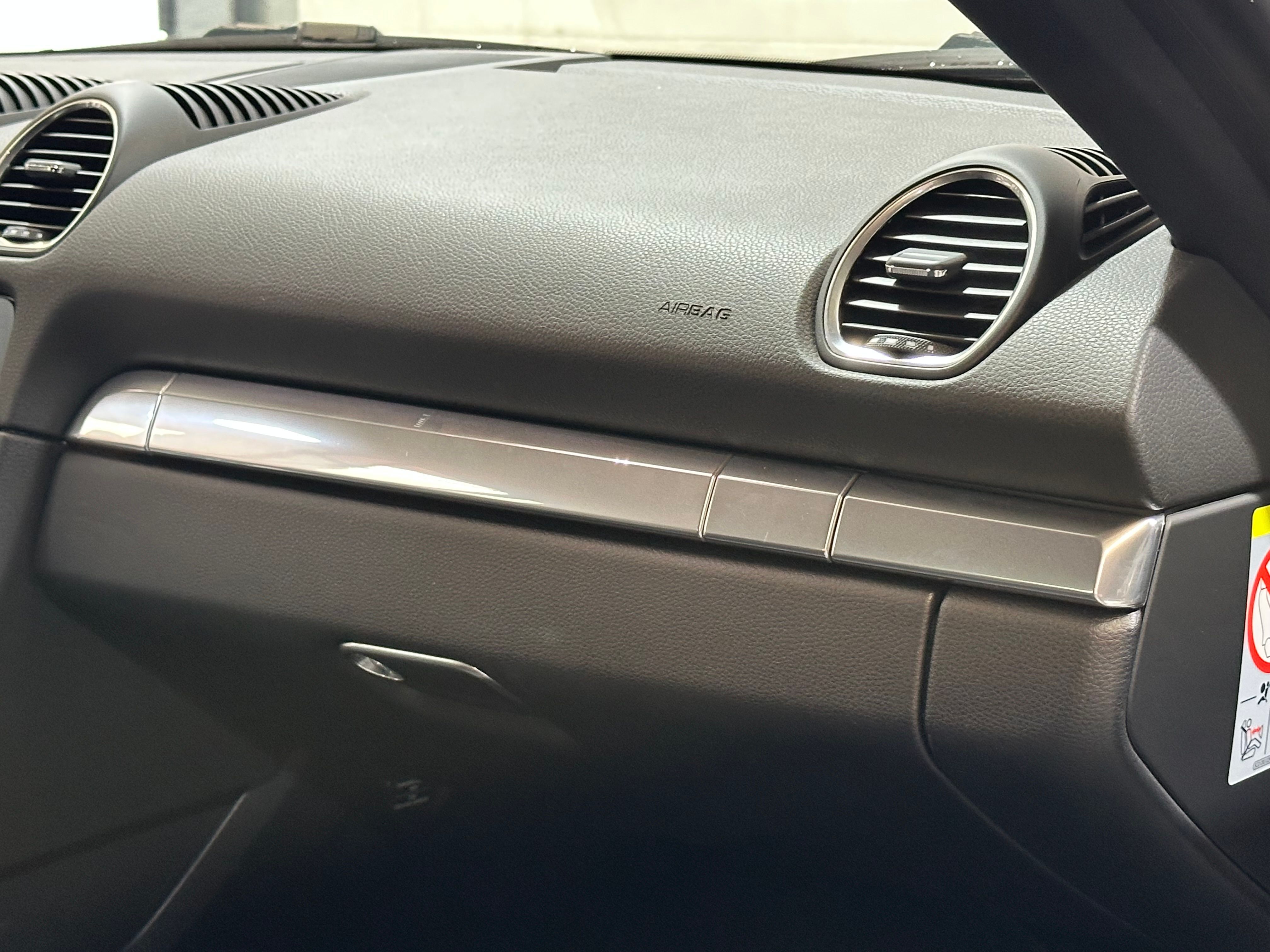 Porsche 718 Cayman 2020 — tableau de bord (26)