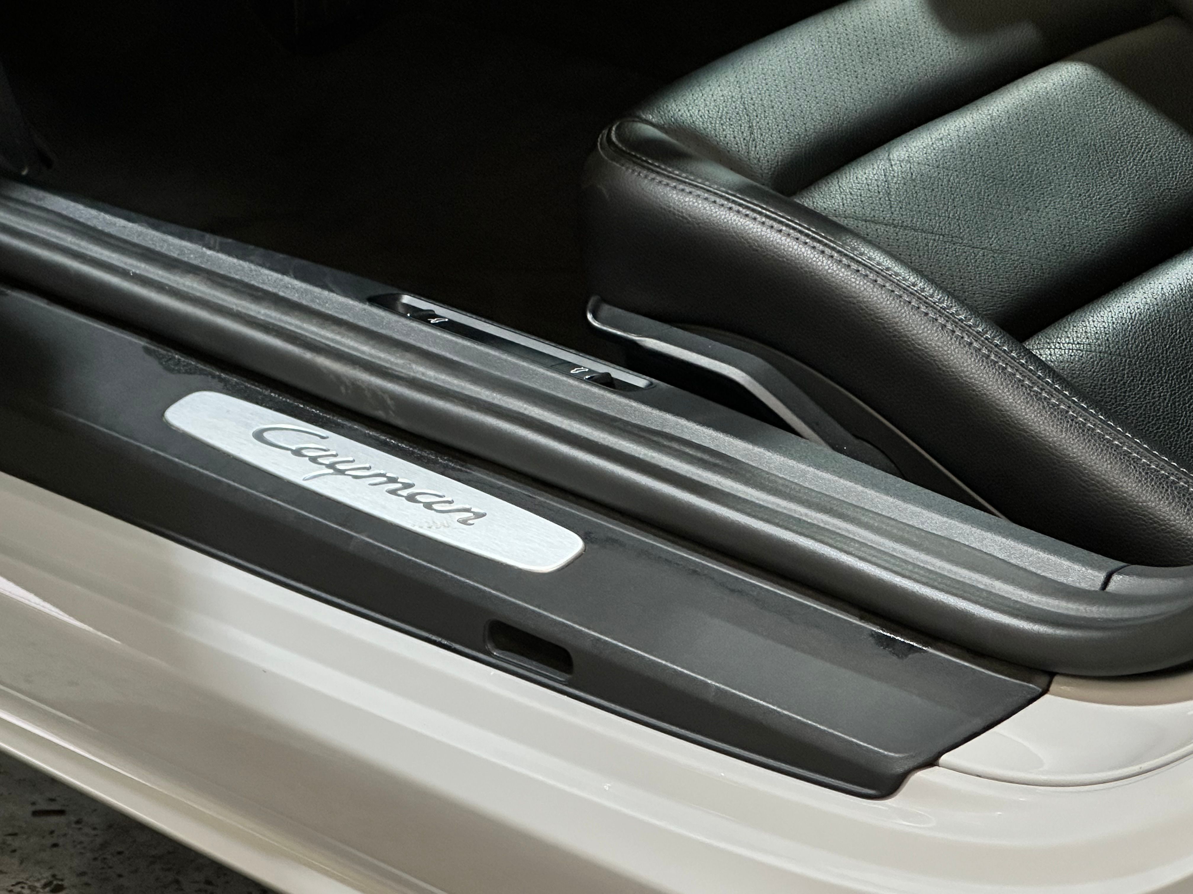 Porsche 718 Cayman 2020 — sieges (29)