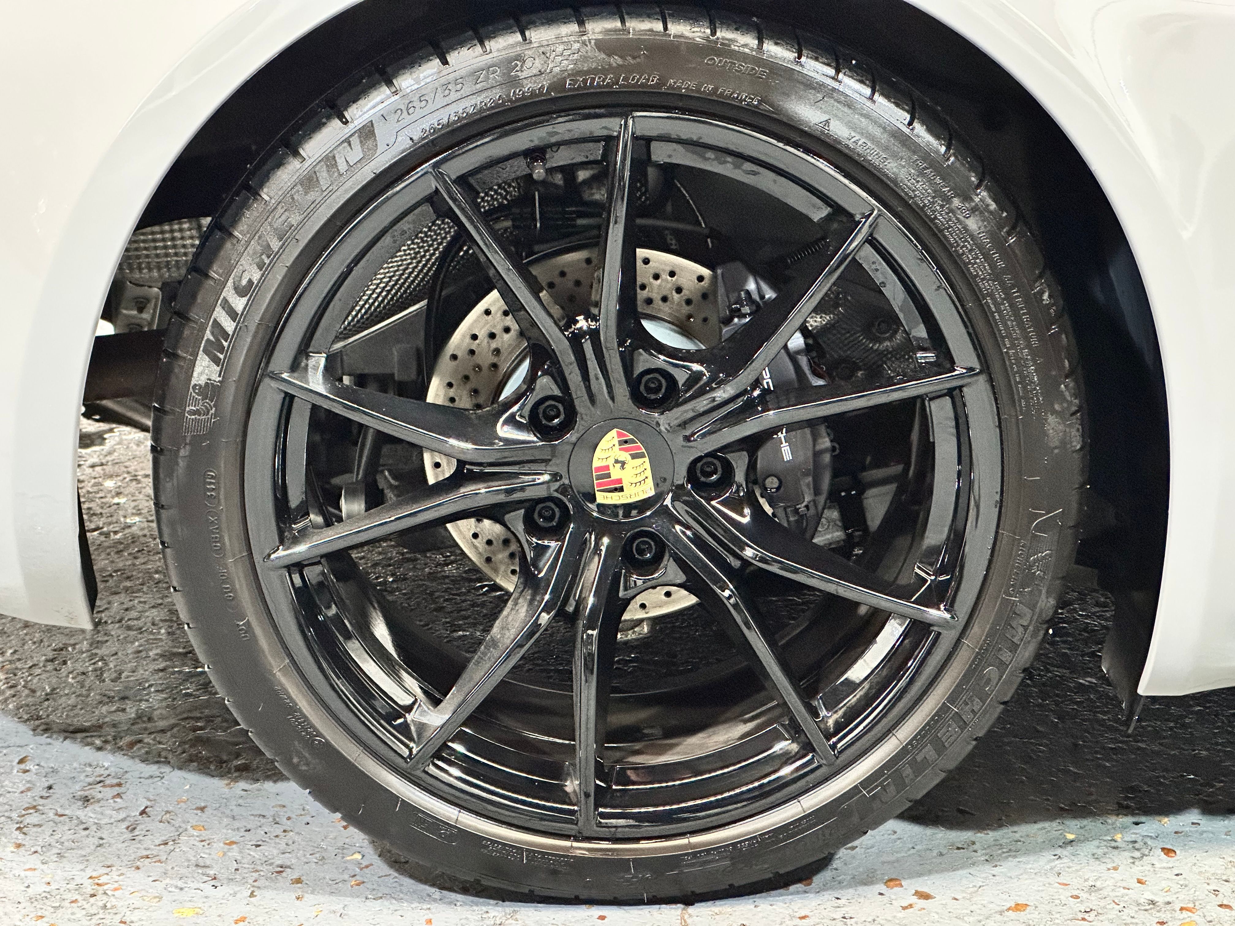 Porsche 718 Cayman 2020 — jante et pneumatique (40)