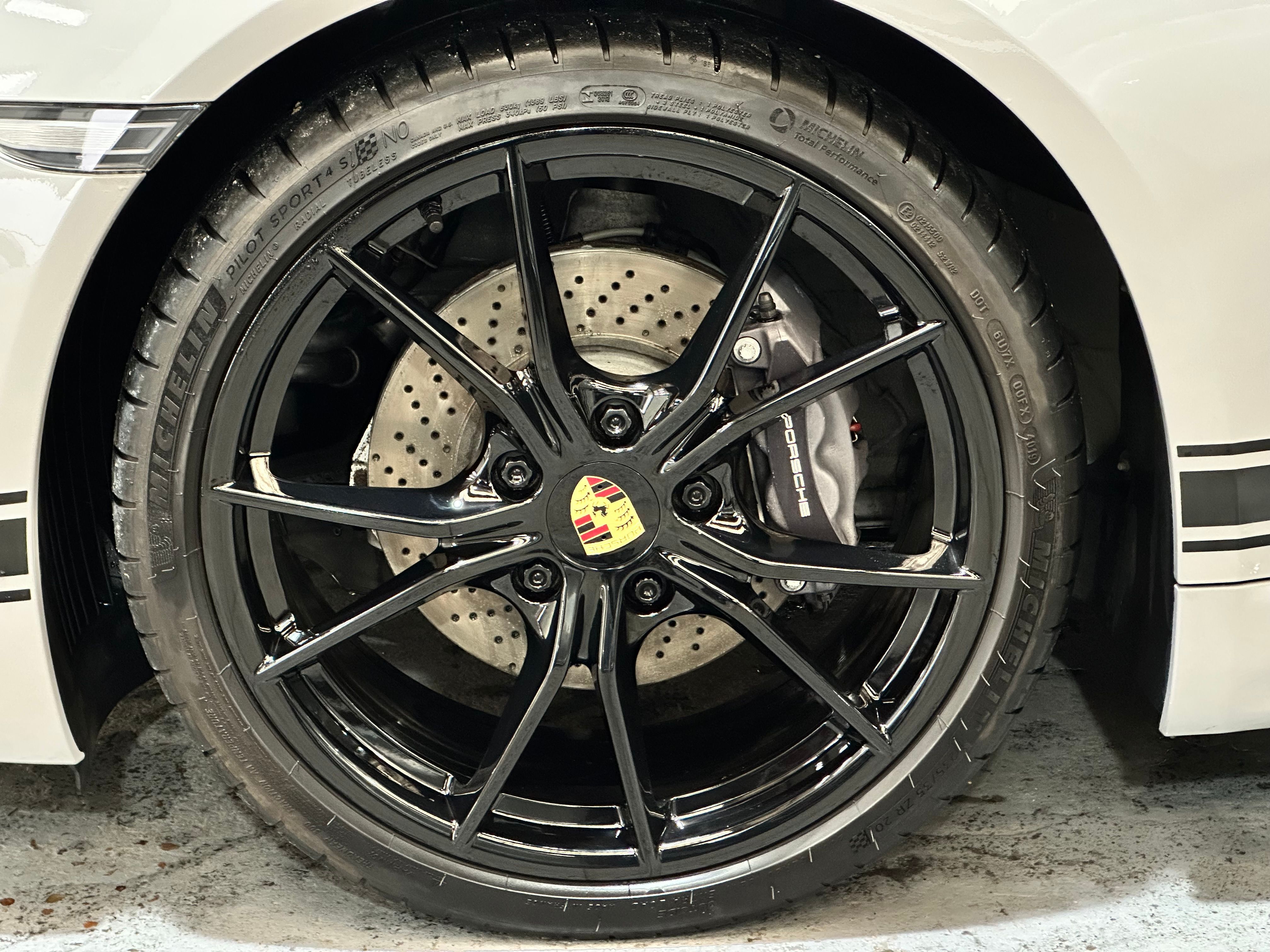 Porsche 718 Cayman 2020 — jante et pneumatique (38)