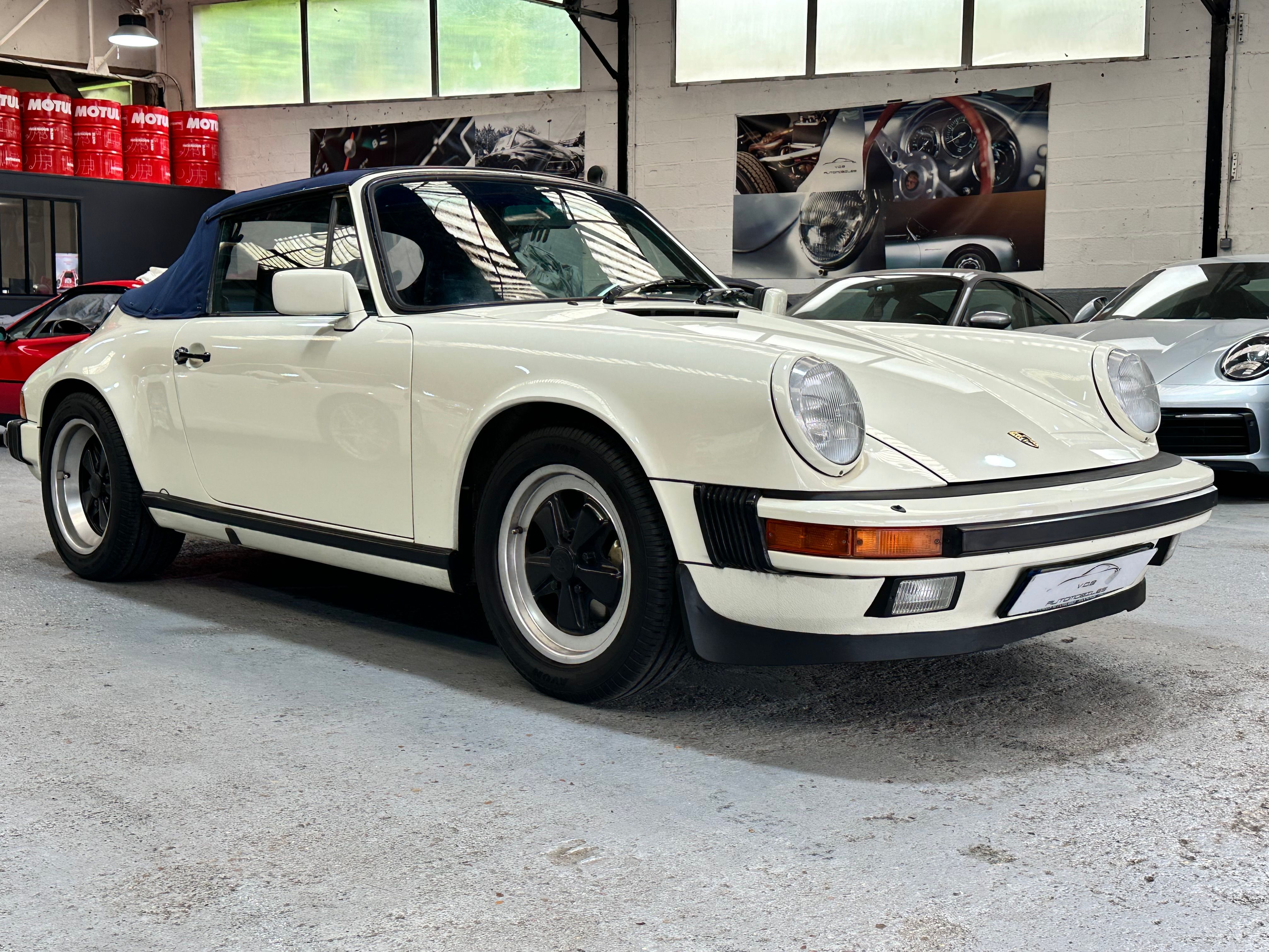 Porsche 911 Carrera Cabriolet 1986 — photo (37)