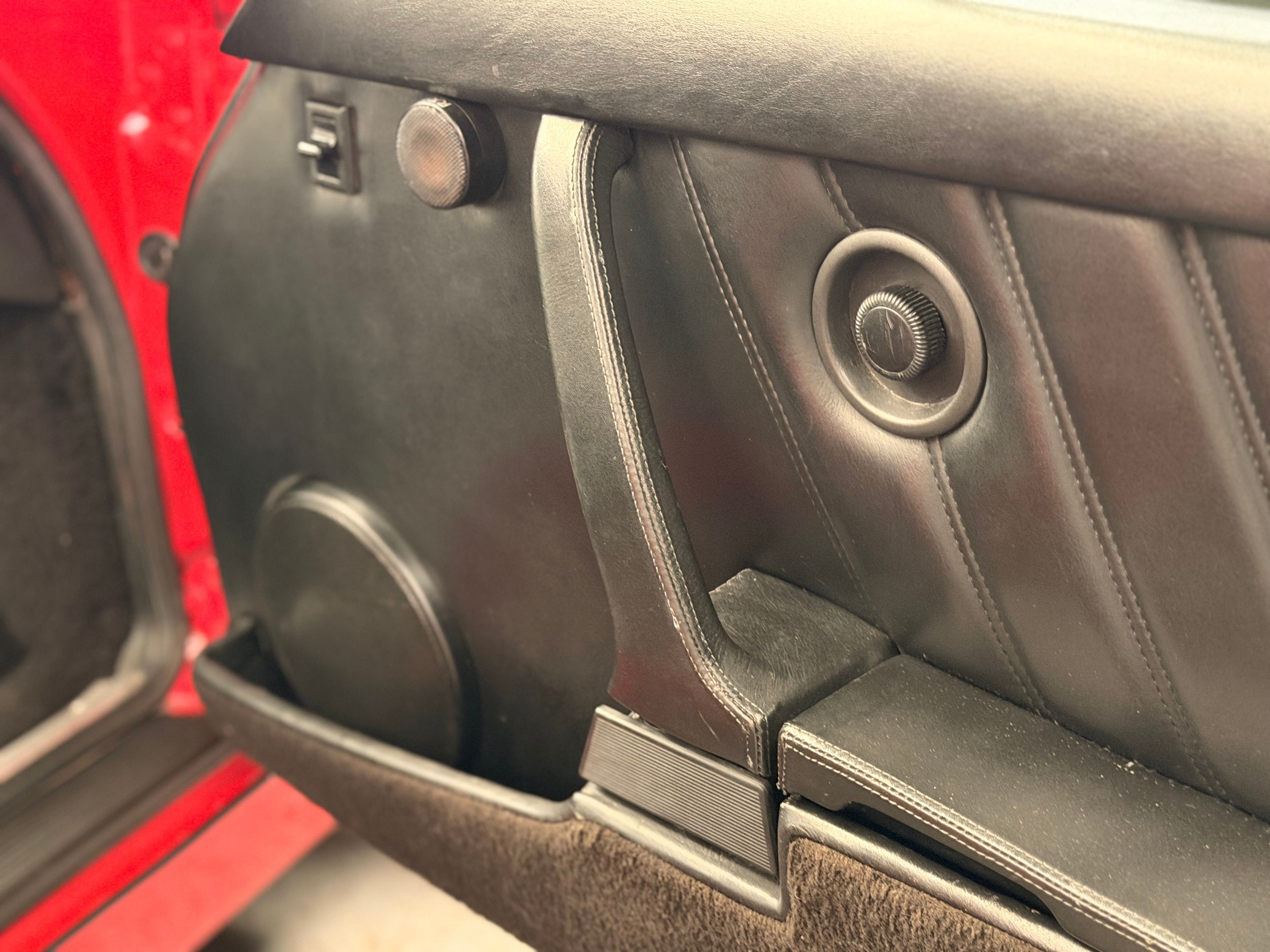 Porsche 911 Carrera Cabriolet 964 WTL Look kilometrage d origine 1985 — photo (10)
