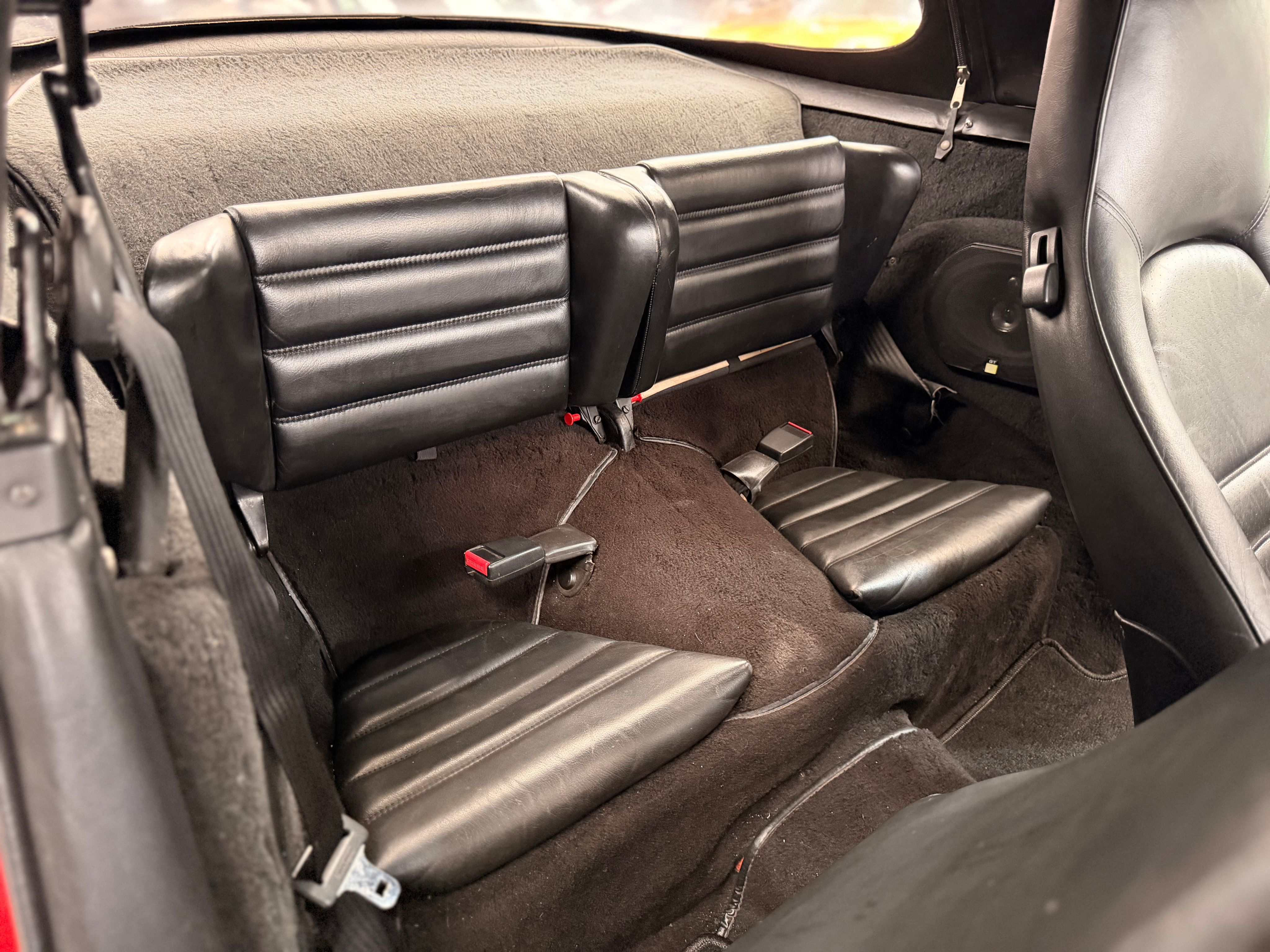 Porsche 911 Carrera Cabriolet 964 WTL Look kilometrage d origine 1985 — photo (22)