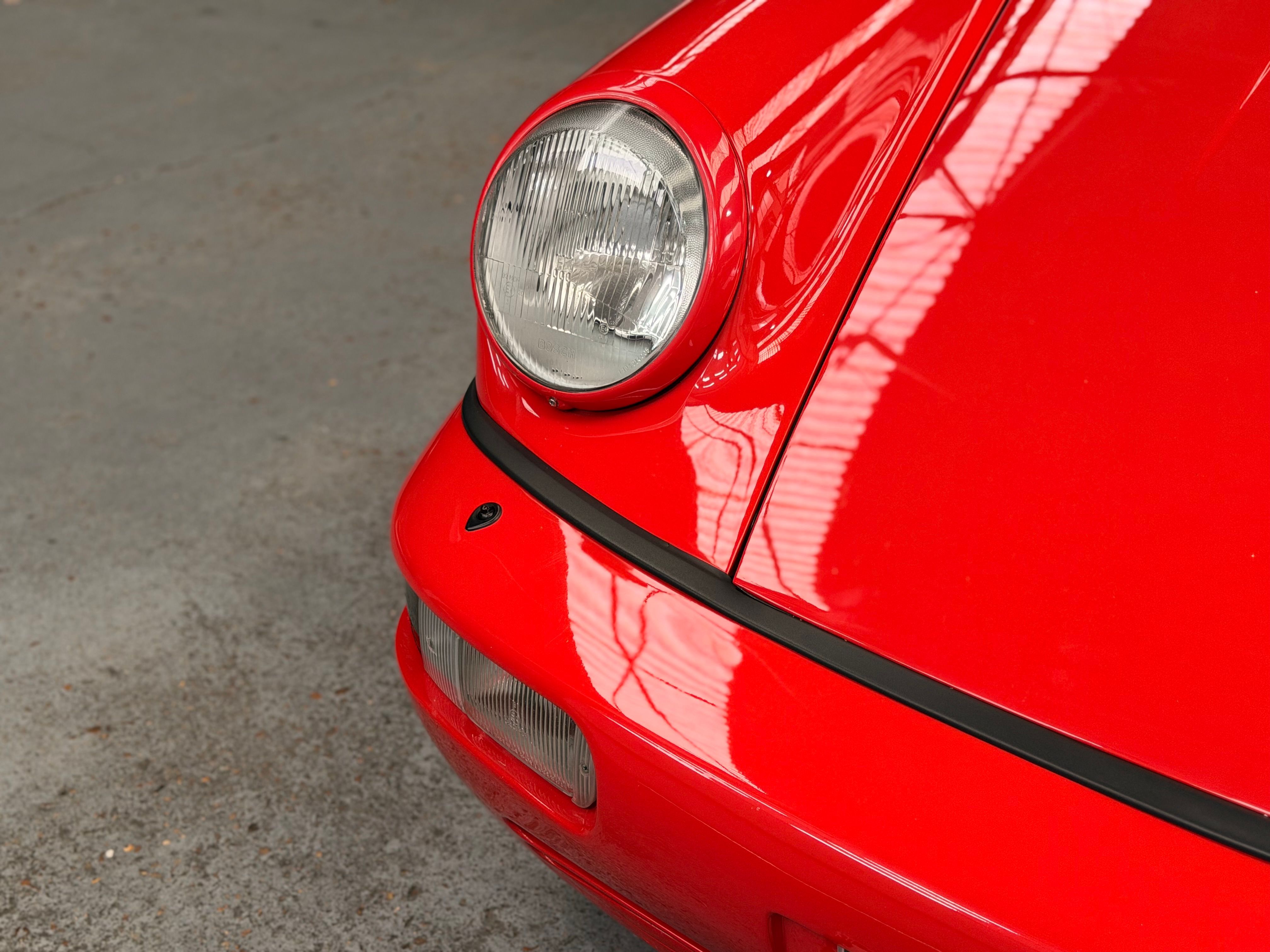 Porsche 911 Carrera Cabriolet 964 WTL Look kilometrage d origine 1985 — photo (31)