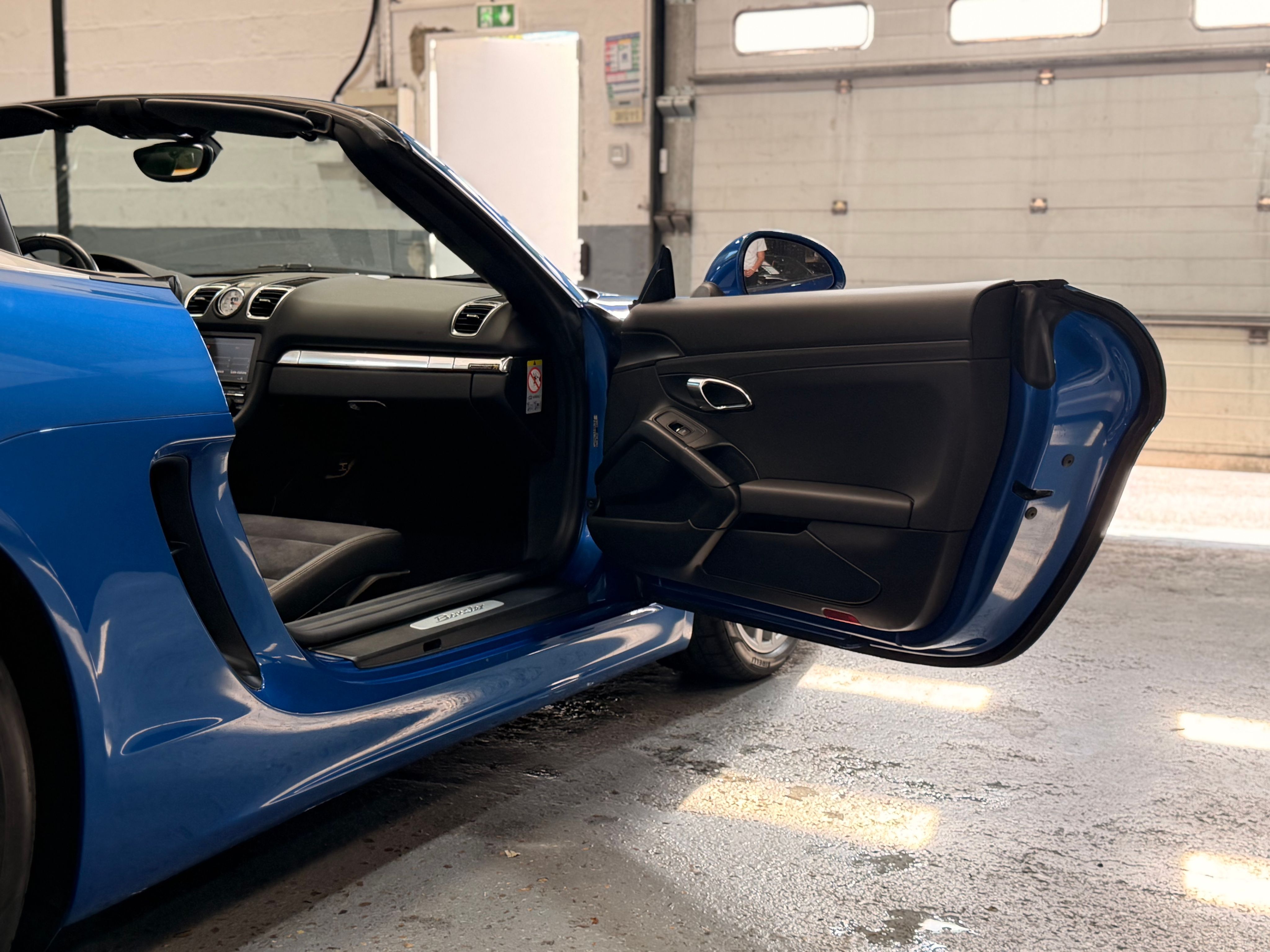 Porsche 981 Boxster 2.7 265cv PDK Chrono 48000 km Bleu saphire 2014 — photo (18)