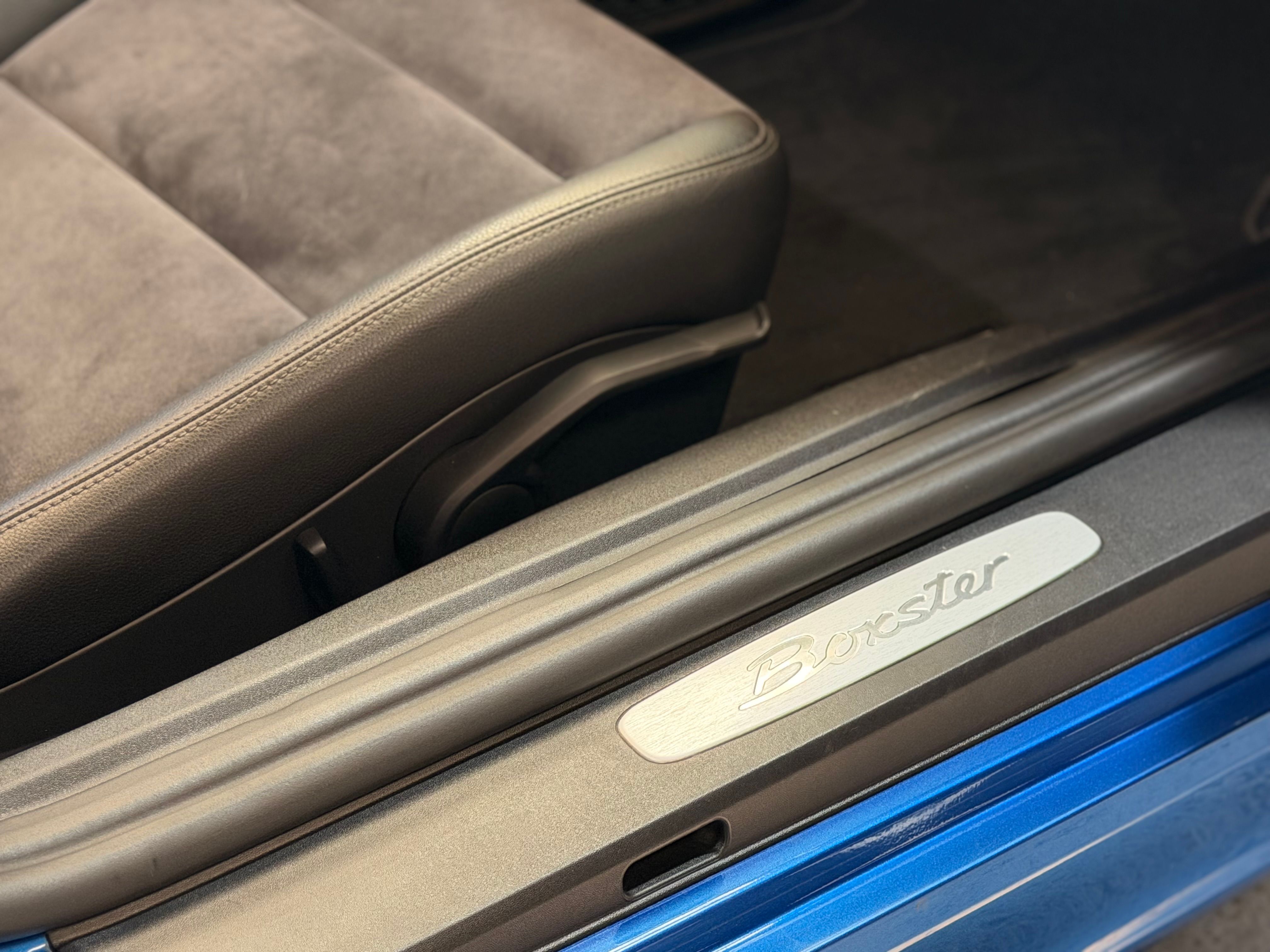 Porsche 981 Boxster 2.7 265cv PDK Chrono 48000 km Bleu saphire 2014 — photo (21)