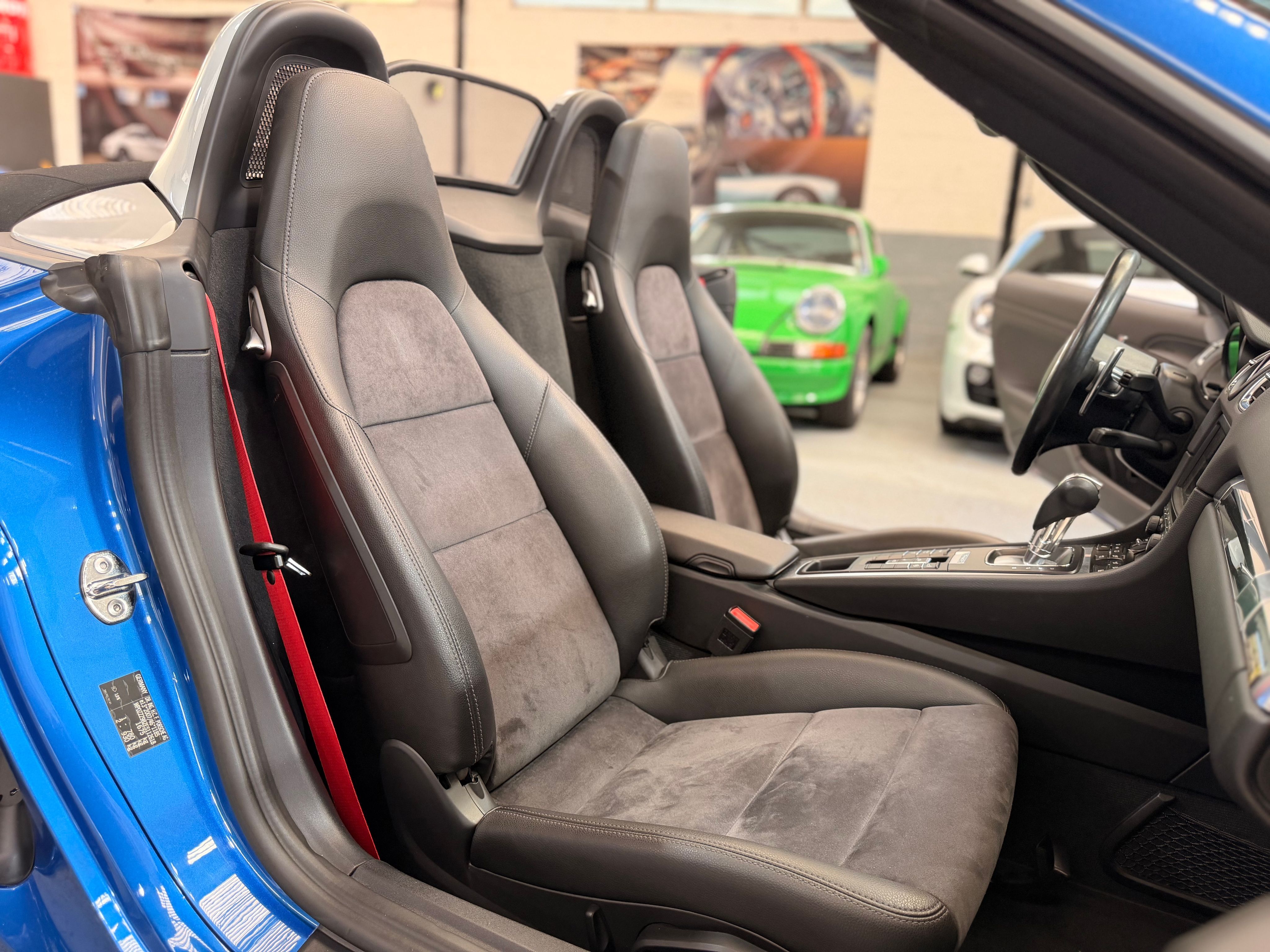 Porsche 981 Boxster 2.7 265cv PDK Chrono 48000 km Bleu saphire 2014 — photo (23)