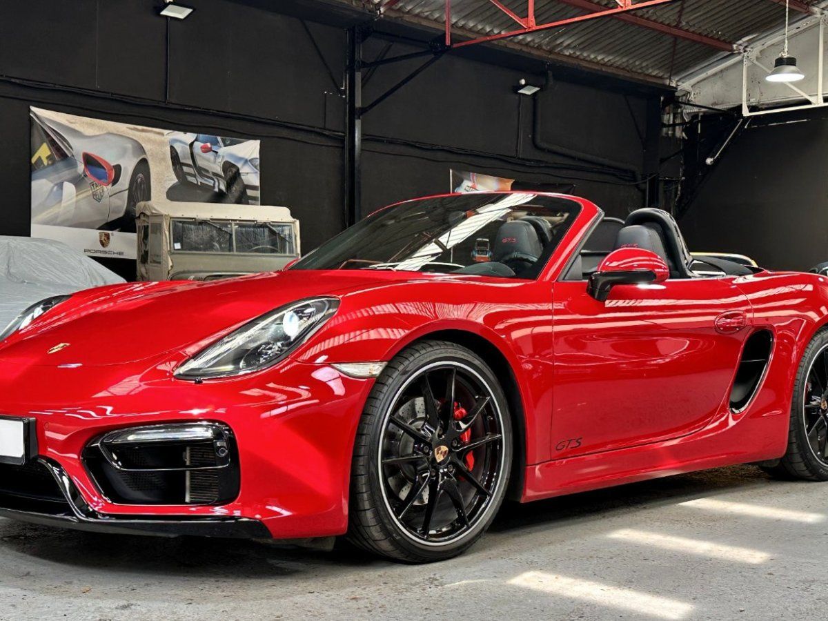 Porsche 981 Boxster GTS 2015 — vue avant trois-quarts (2)