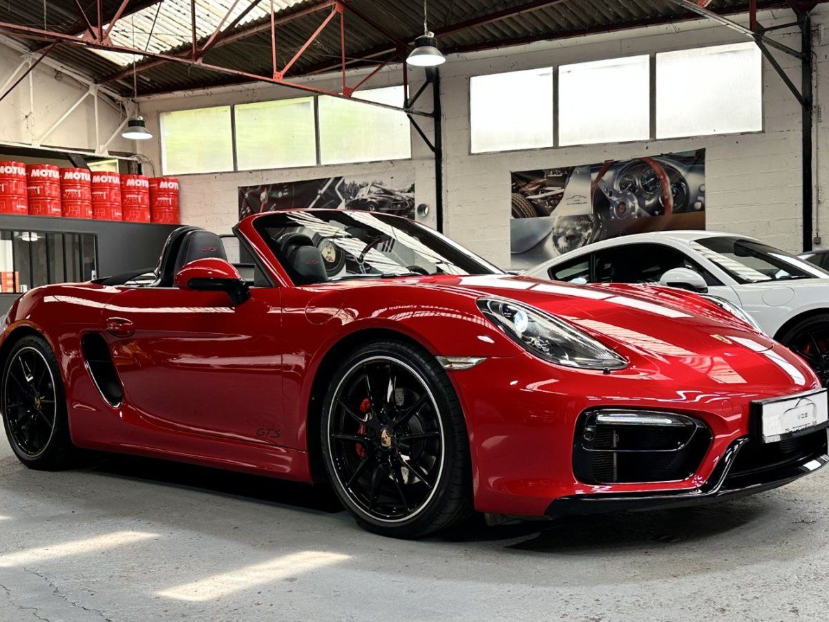 Porsche 981 Boxster GTS 2015 — vue avant trois-quarts (3)