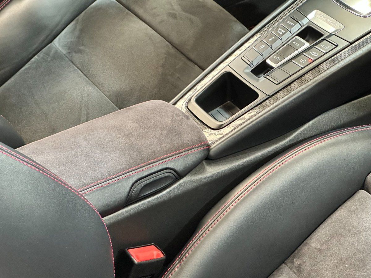 Porsche 981 Boxster GTS 2015 — detail interieur (51)