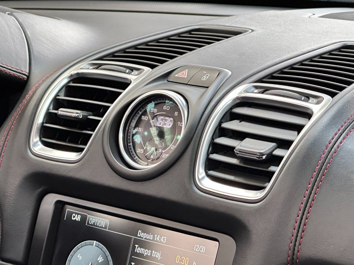 Porsche 981 Boxster GTS 2015 — detail interieur (54)