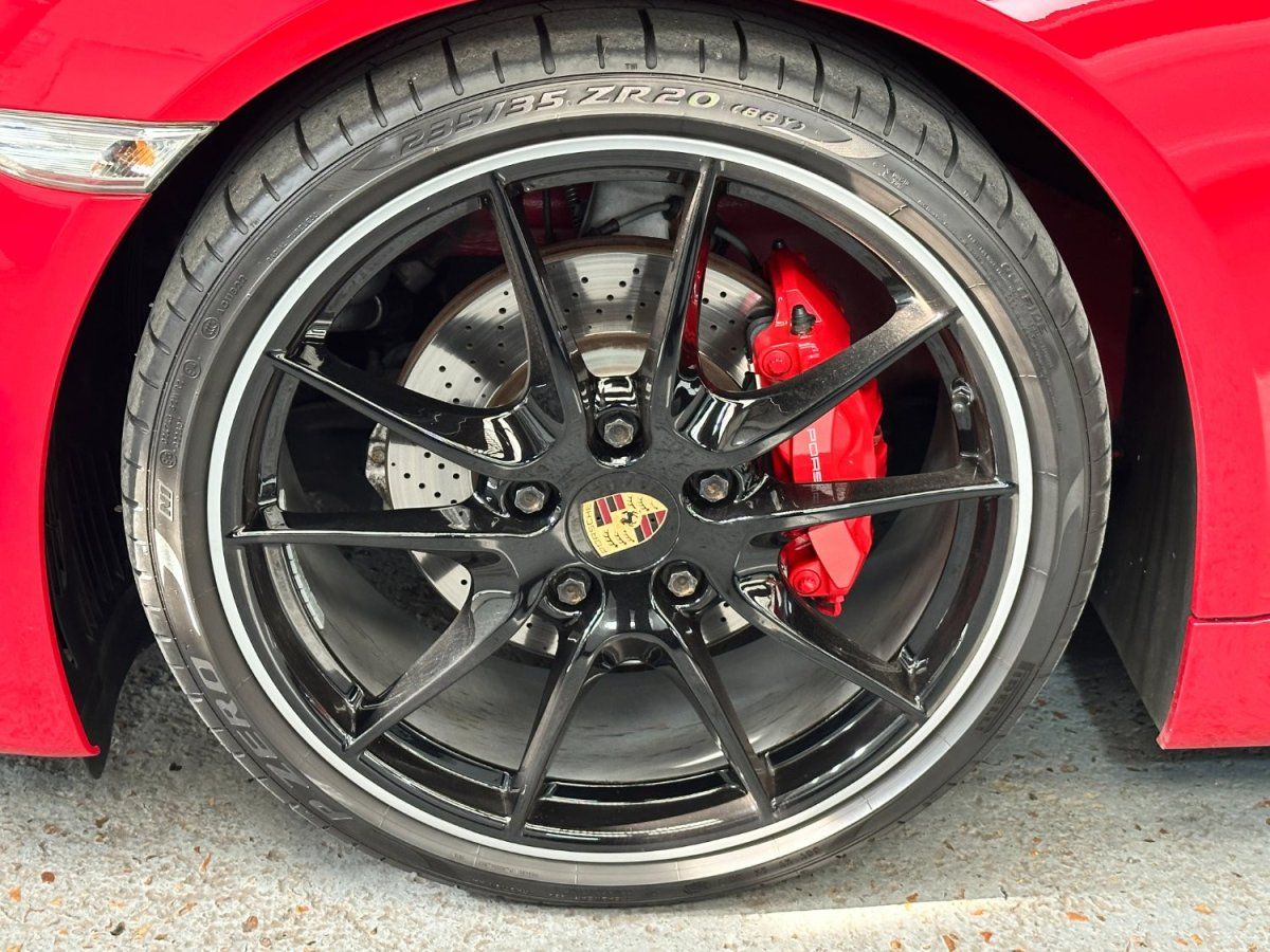 Porsche 981 Boxster GTS 2015 — jante et pneumatique (26)