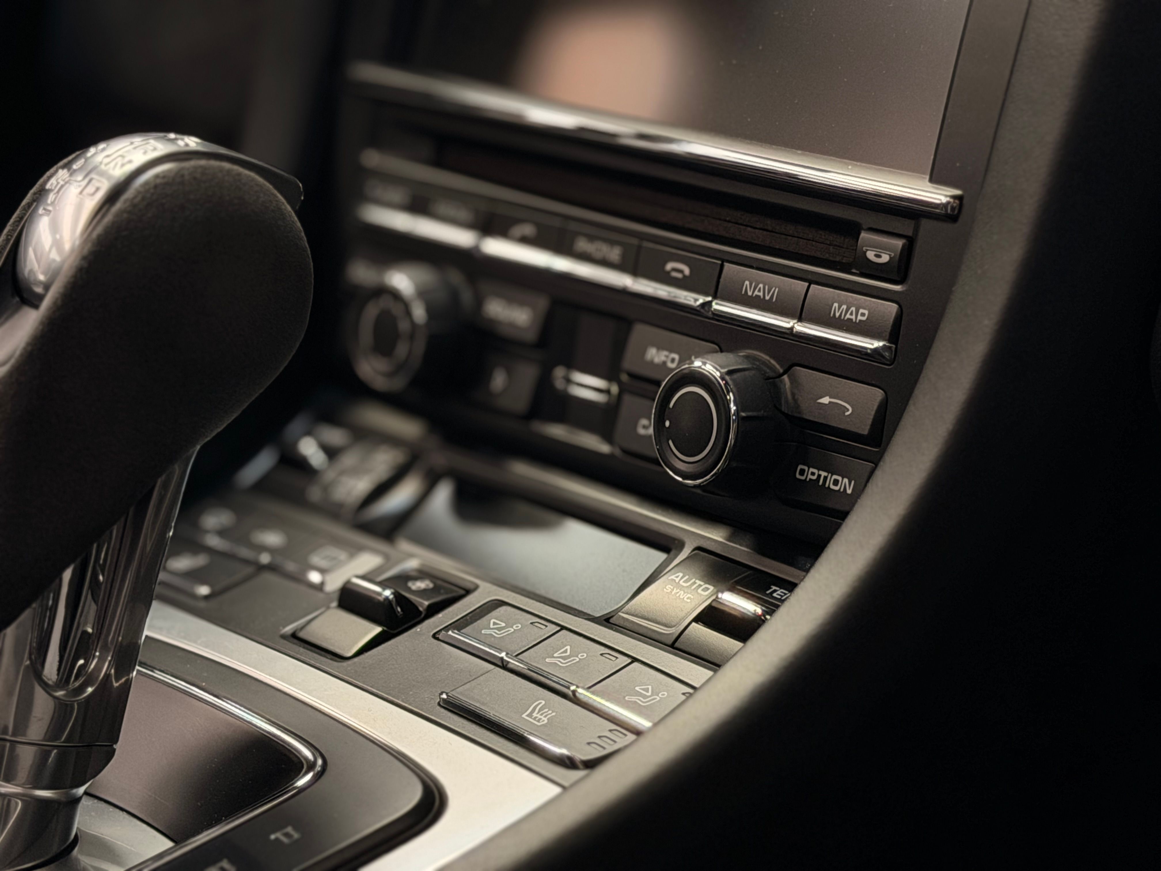 Porsche 981 Boxster GTS PDK 3.4 330cv 63000 km 2015 — detail (53)