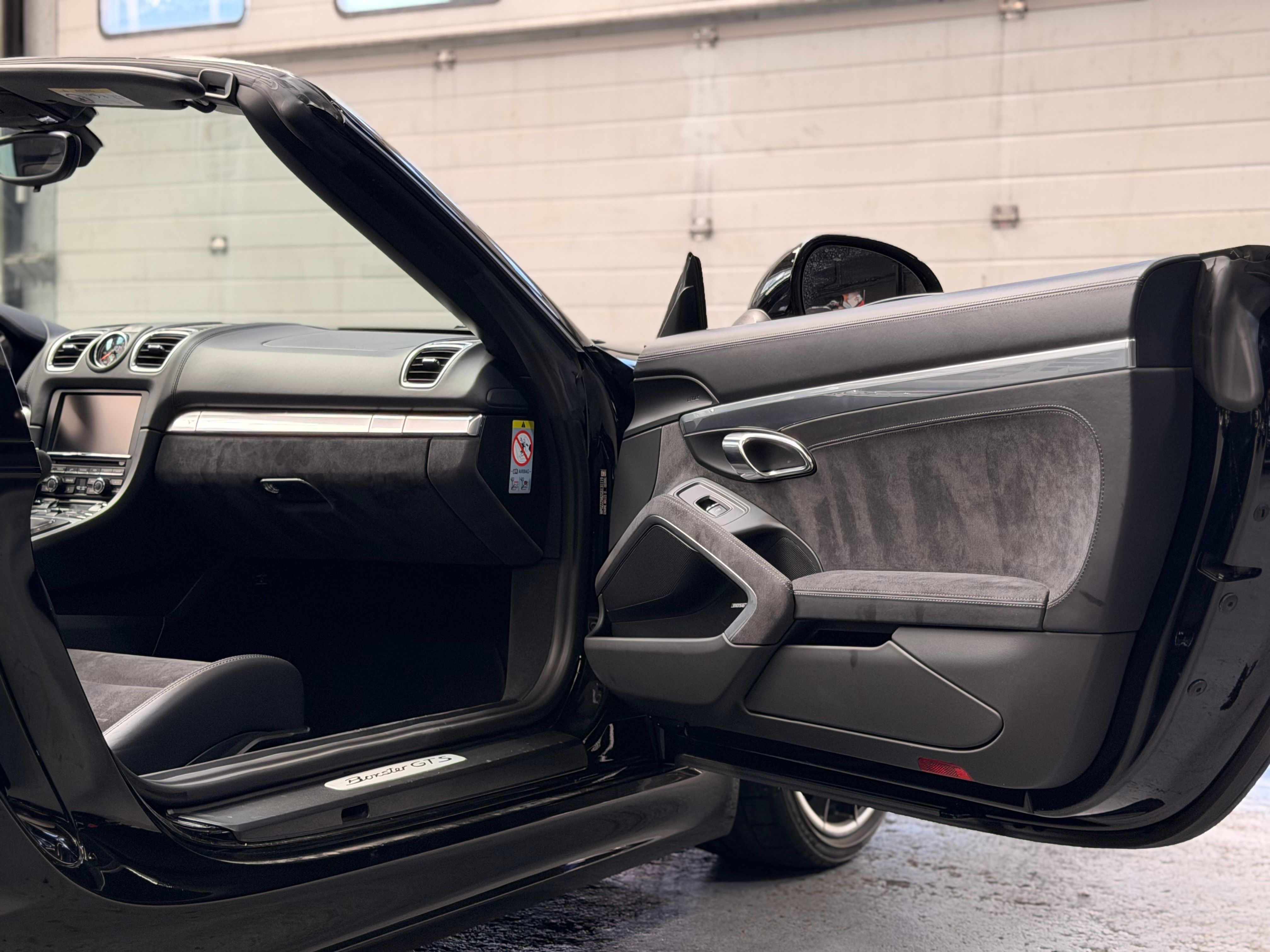 Porsche 981 Boxster GTS PDK 3.4 330cv 63000 km 2015 — sieges (32)